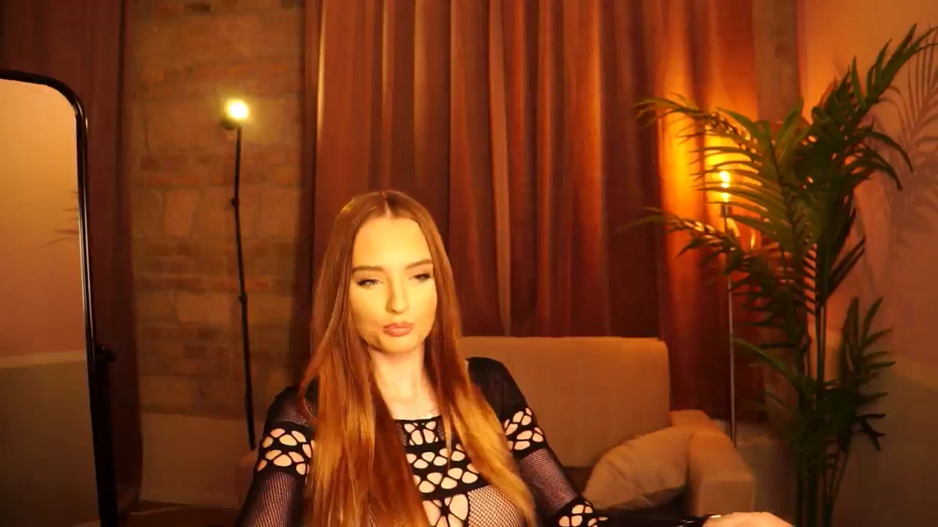 Gallery image thumbnail from petitegonwild's myfreecams stream on, 07/12/2024, 17:07 image 17 of 20