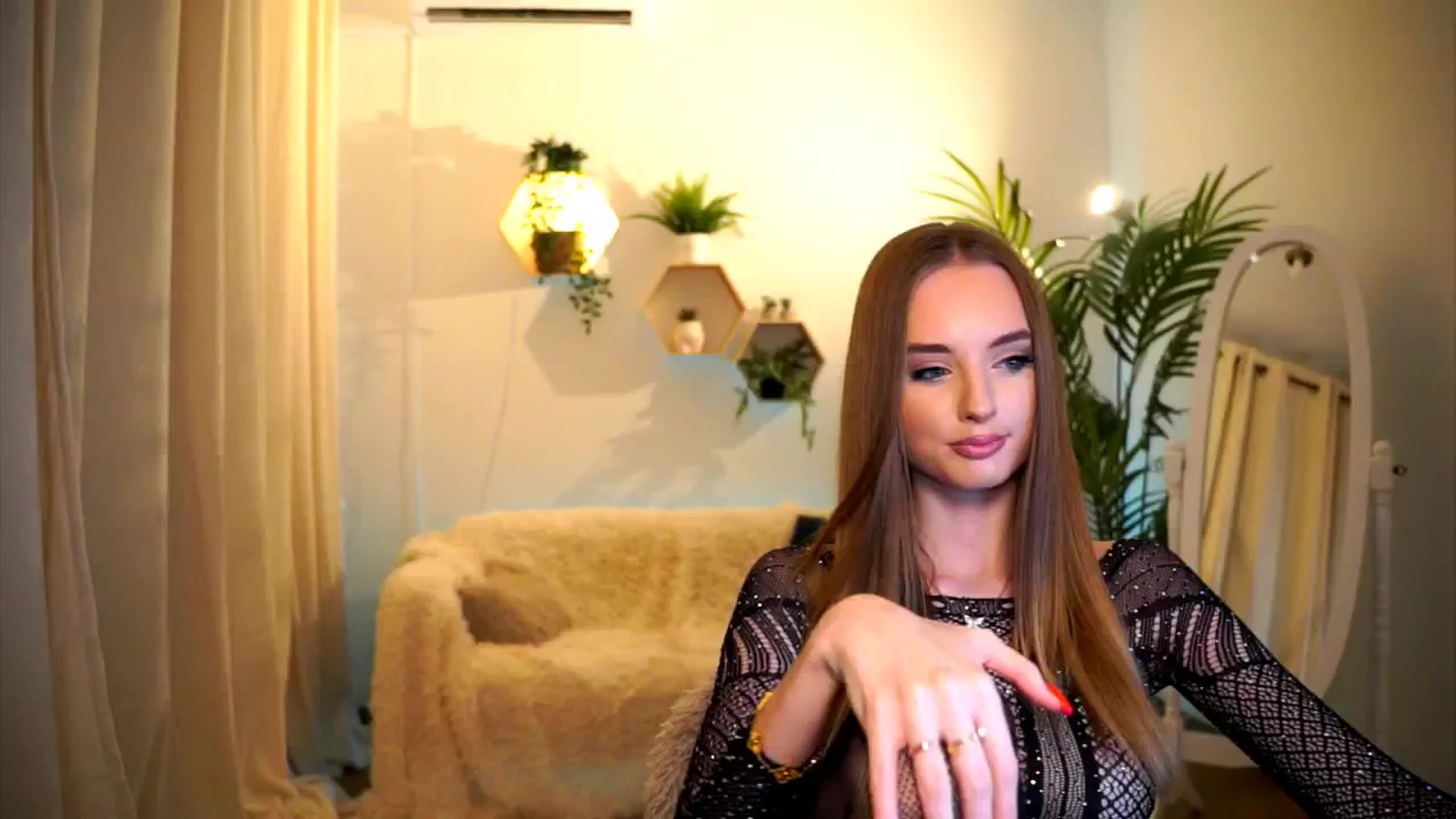 Gallery image thumbnail from petitegonwild's myfreecams stream on, 08/10/2024, 19:06 image 2 of 20