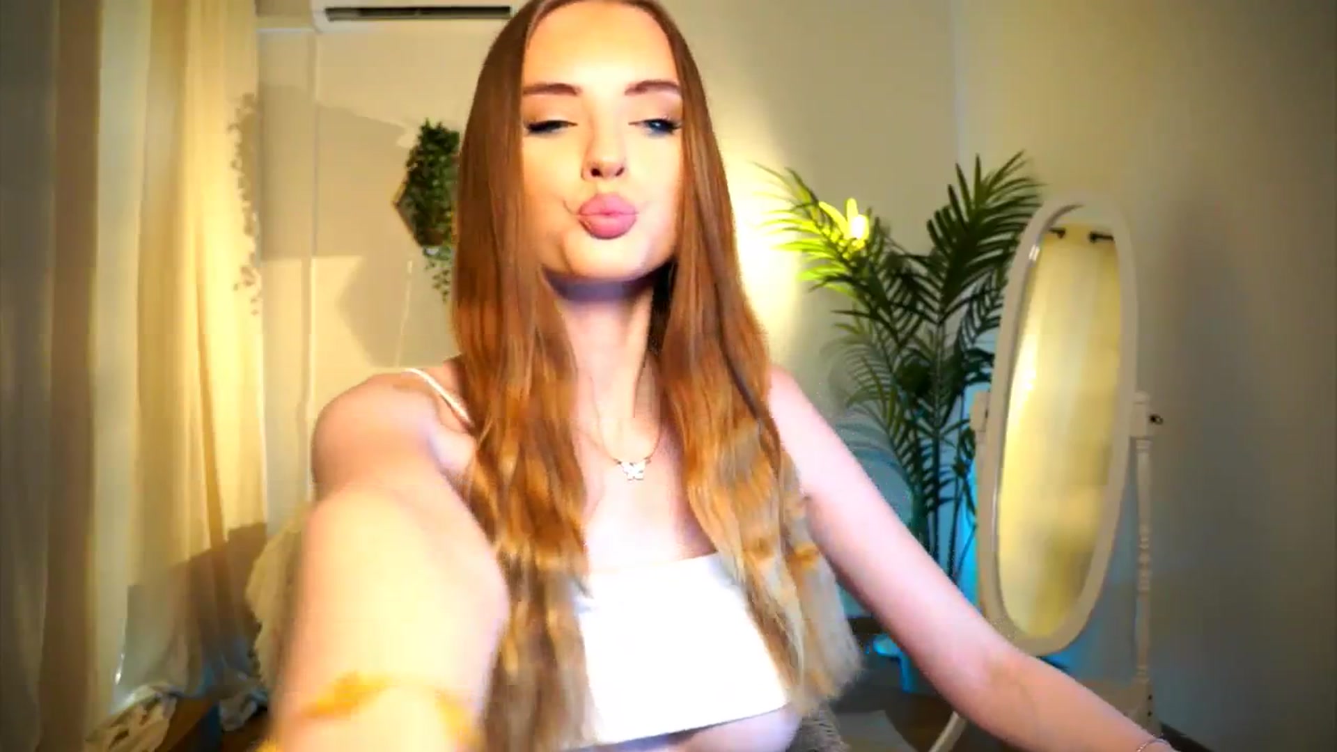 Gallery image thumbnail from petitegonwild's myfreecams stream on, 09/07/2024, 15:08 image 12 of 20