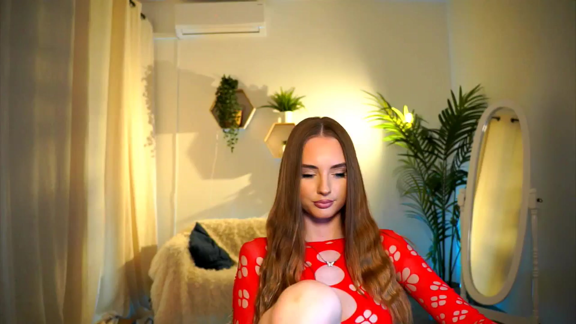 Gallery image thumbnail from petitegonwild's myfreecams stream on, 09/09/2024, 11:03 image 6 of 20