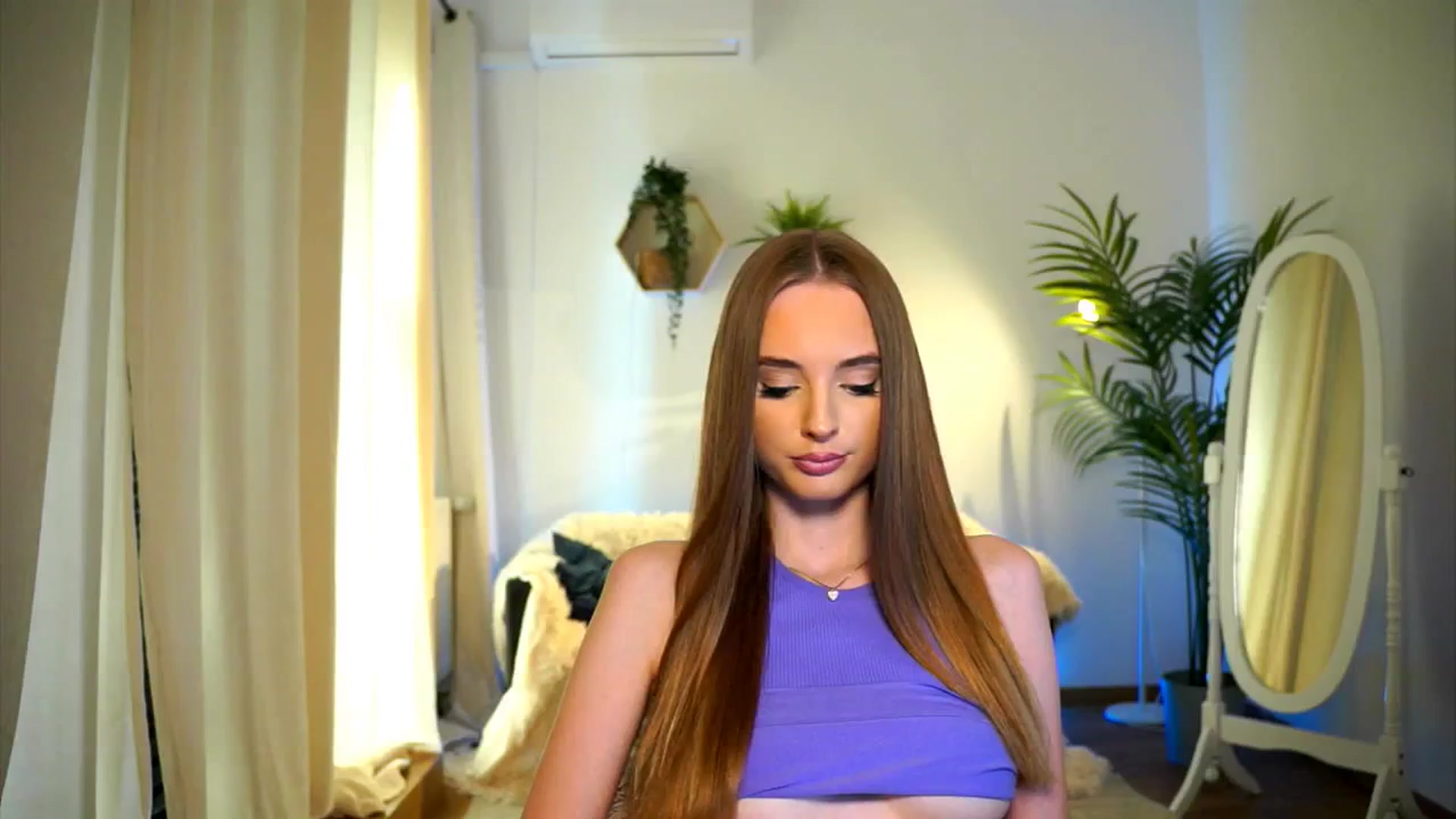 Gallery image thumbnail from petitegonwild's myfreecams stream on, 09/20/2024, 15:53 image 7 of 20