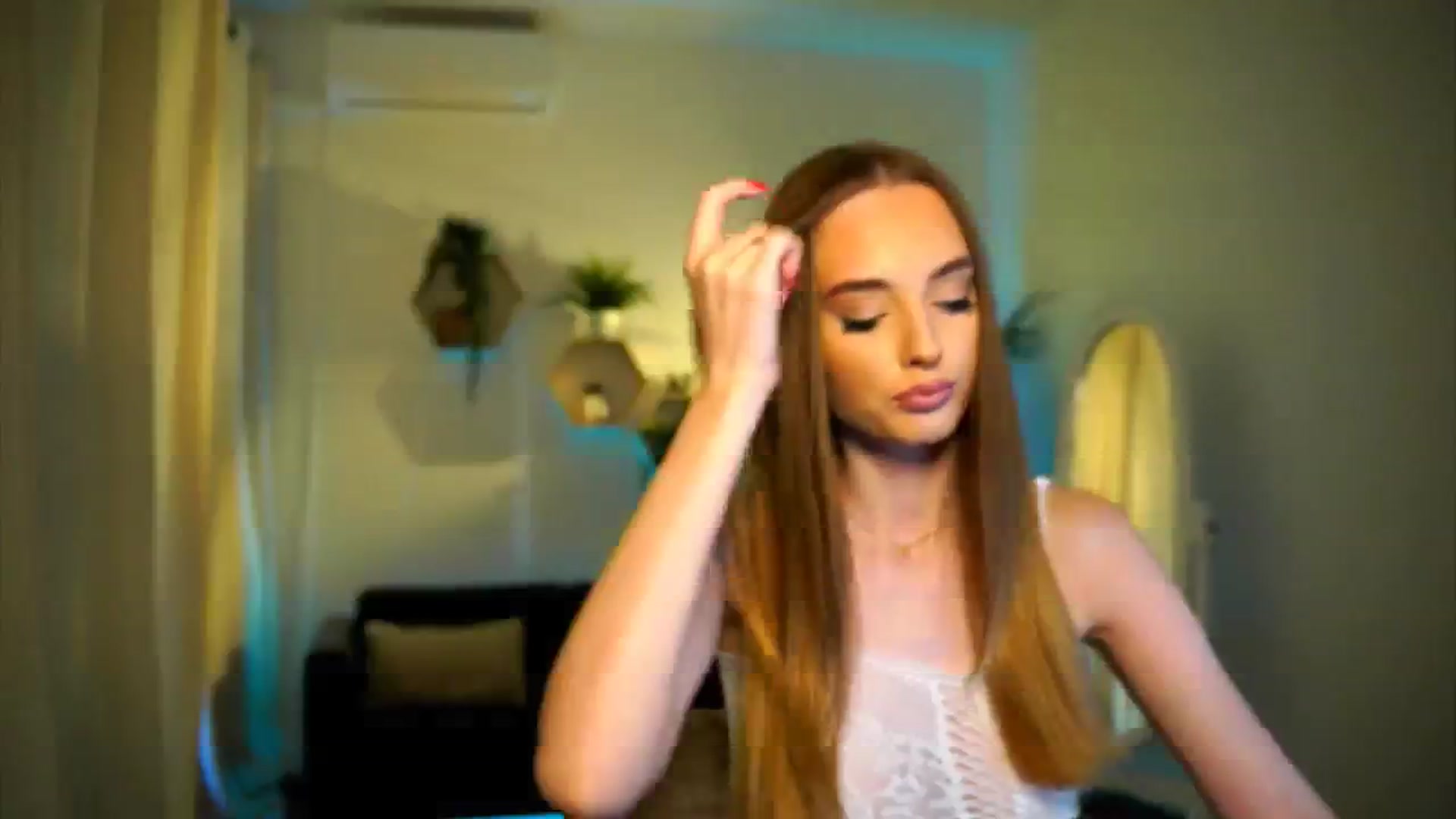 Gallery image thumbnail from petitegonwild's myfreecams stream on, 09/22/2024, 09:32 image 15 of 20