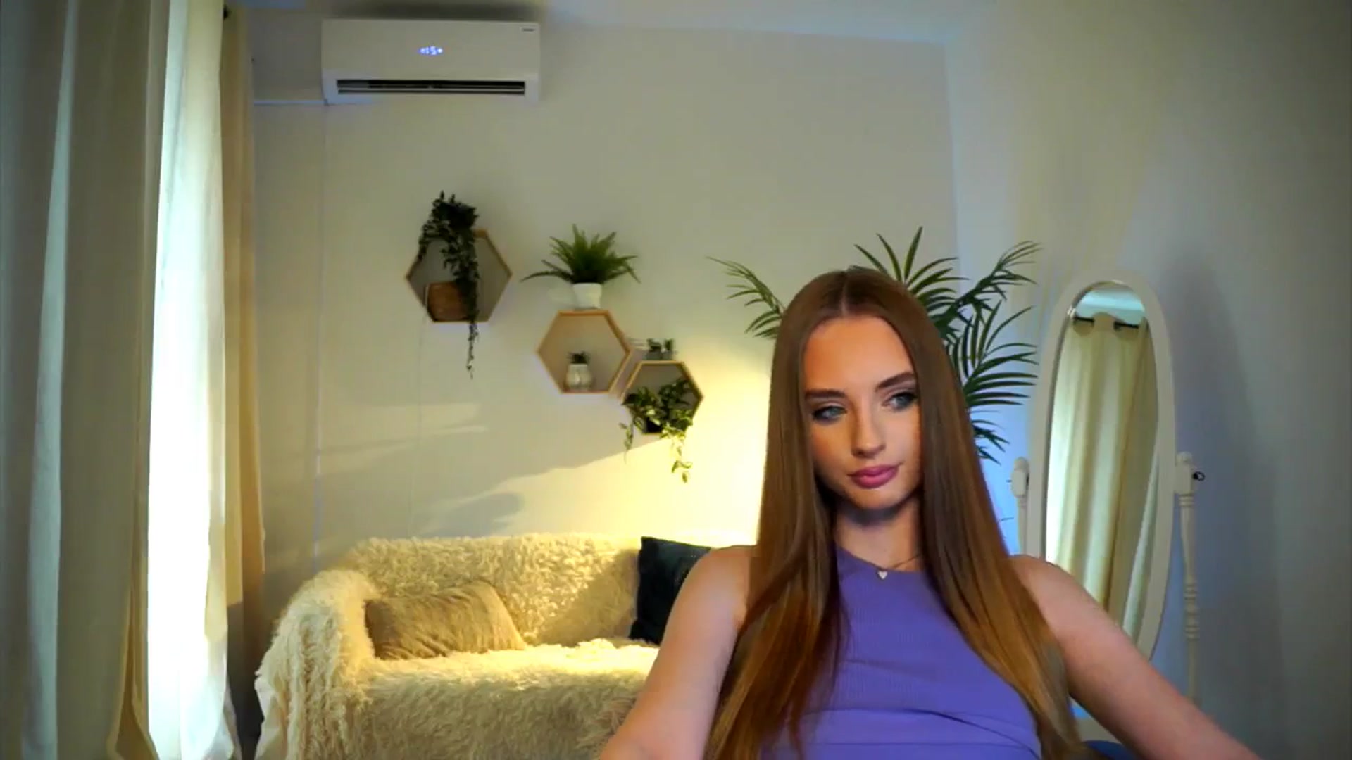 Gallery image thumbnail from petitegonwild's myfreecams stream on, 10/11/2024, 13:05 image 20 of 20