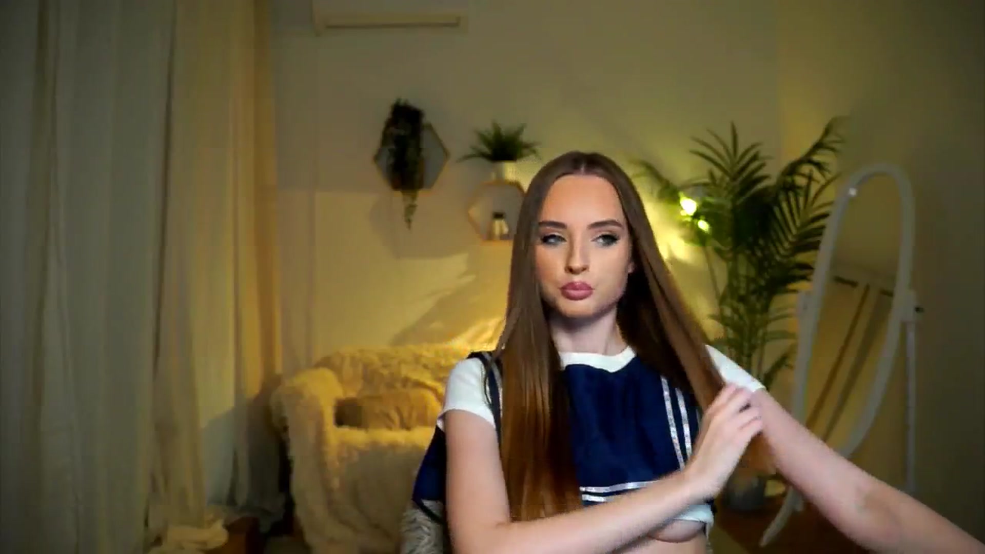 Gallery image thumbnail from petitegonwild's myfreecams stream on, 11/01/2024, 15:23 image 19 of 20