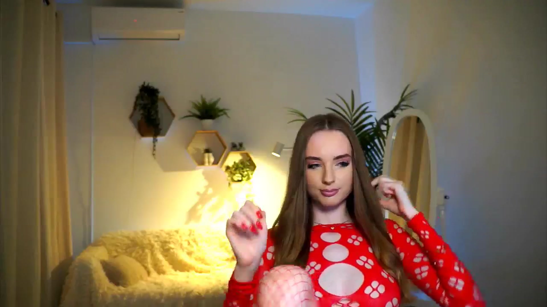 Gallery image thumbnail from petitegonwild's myfreecams stream on, 12/11/2024, 16:30 image 6 of 20