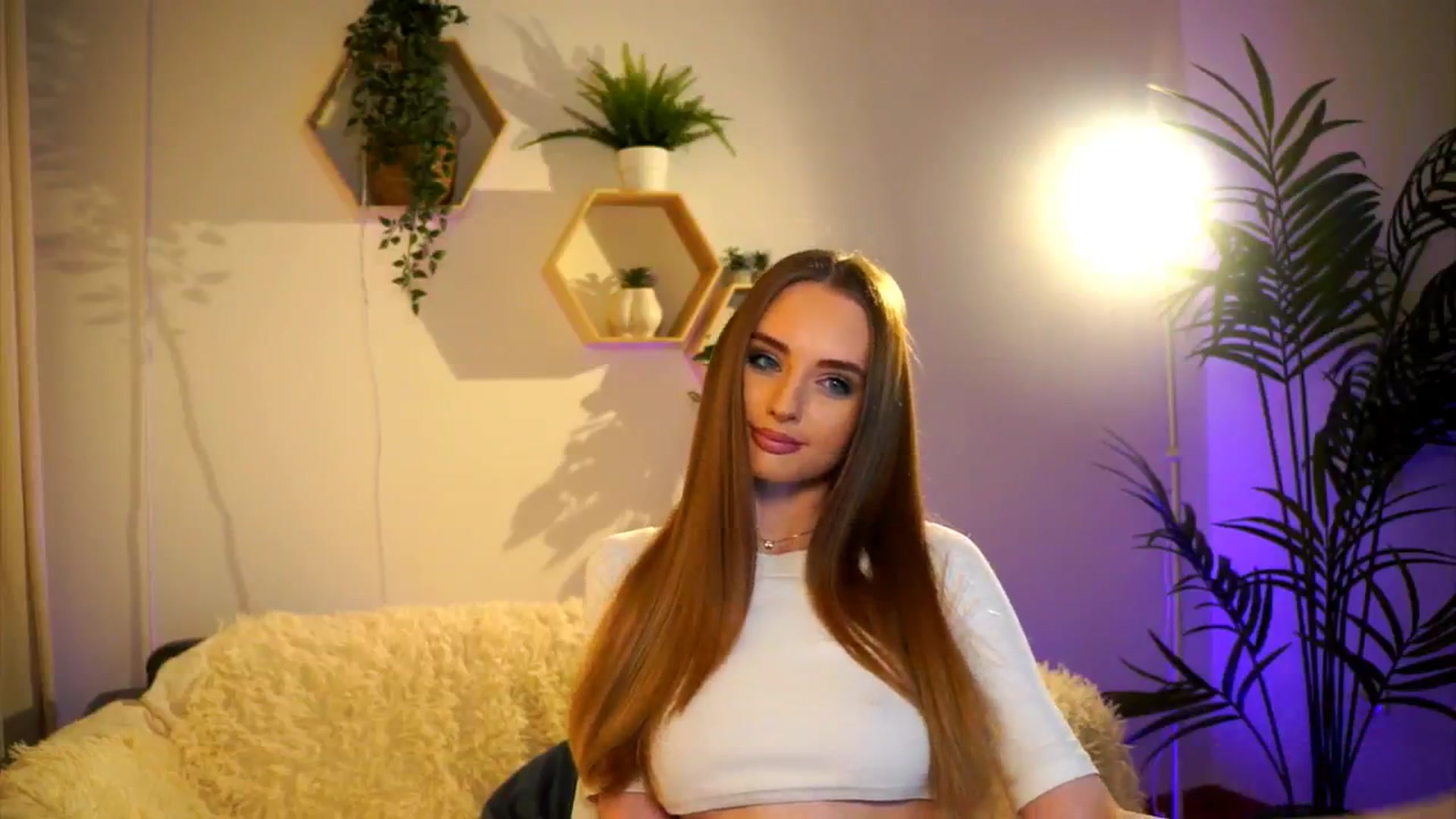 Gallery image thumbnail from petitegonwild's myfreecams stream on, 02/16/2025, 19:08 image 11 of 20