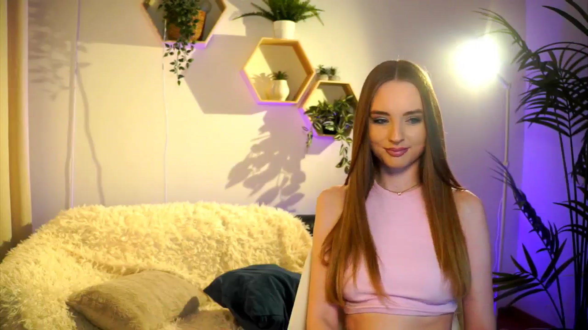 Gallery image thumbnail from petitegonwild's myfreecams stream on, 02/23/2025, 18:29 image 18 of 20