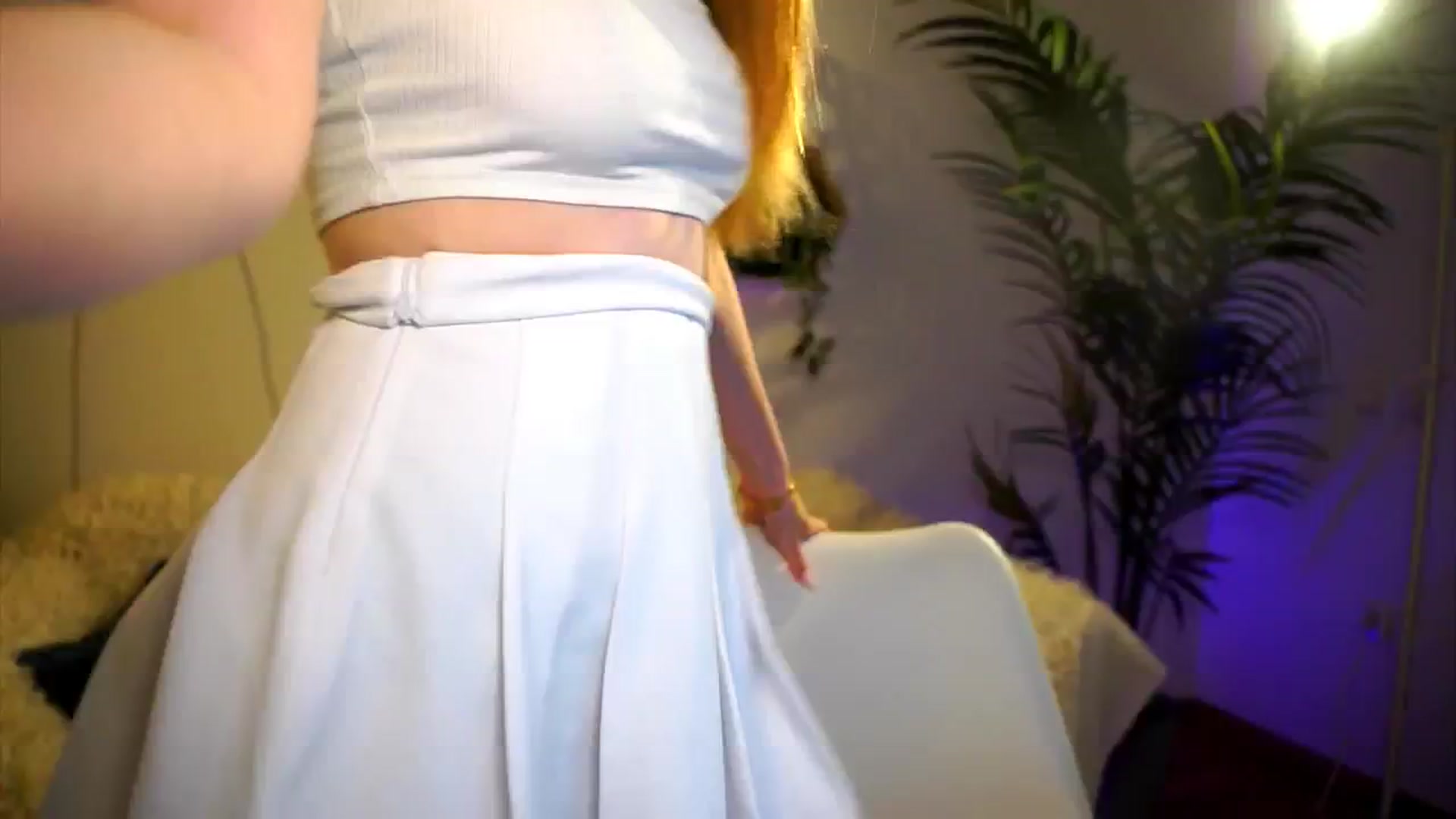 Gallery image thumbnail from petitegonwild's myfreecams stream on, 03/07/2025, 18:06 image 13 of 20