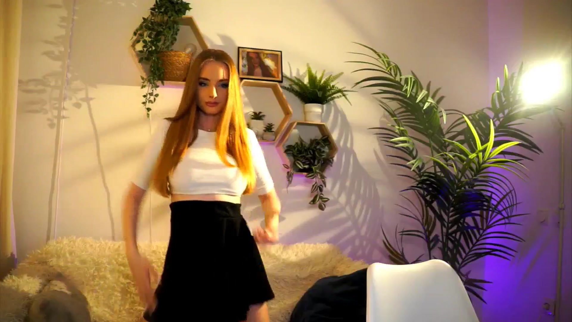 Gallery image thumbnail from petitegonwild's myfreecams stream on, 03/09/2025, 20:19 image 4 of 20