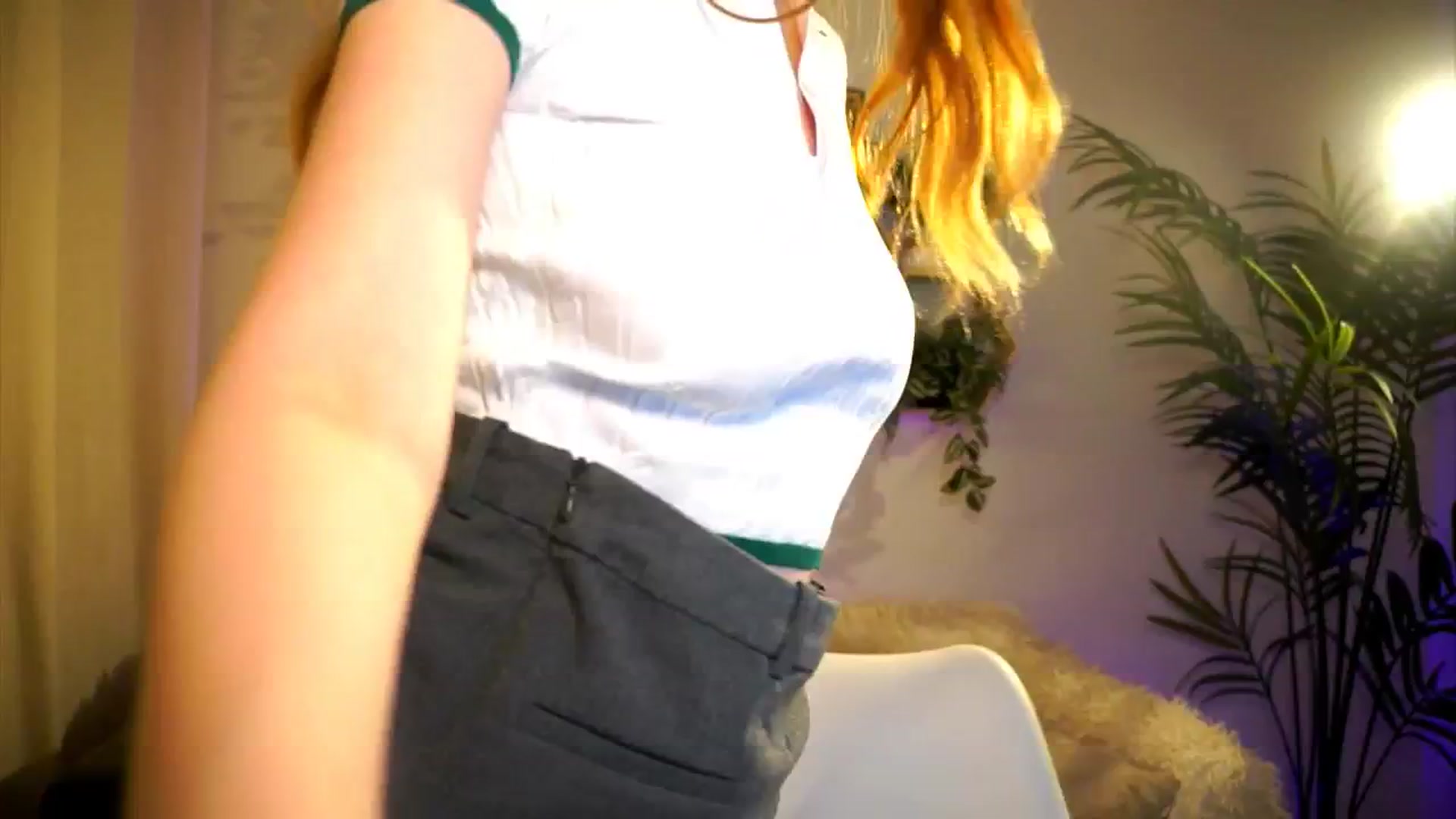 Gallery image thumbnail from petitegonwild's myfreecams stream on, 03/17/2025, 22:11 image 2 of 20