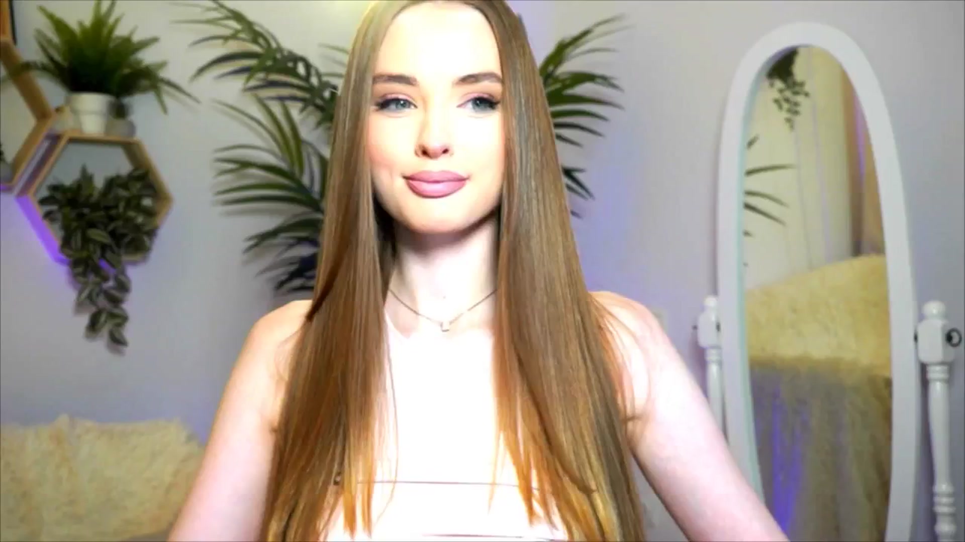 Gallery image thumbnail from petitegonwild's myfreecams stream on, 06/27/2025, 19:06 image 1 of 20