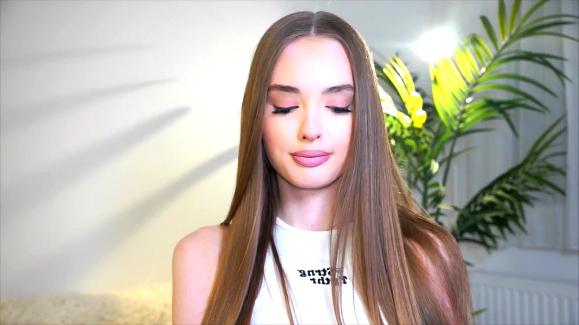 Gallery image thumbnail from petitegonwild's myfreecams stream on, 06/29/2025, 18:59 image 8 of 20