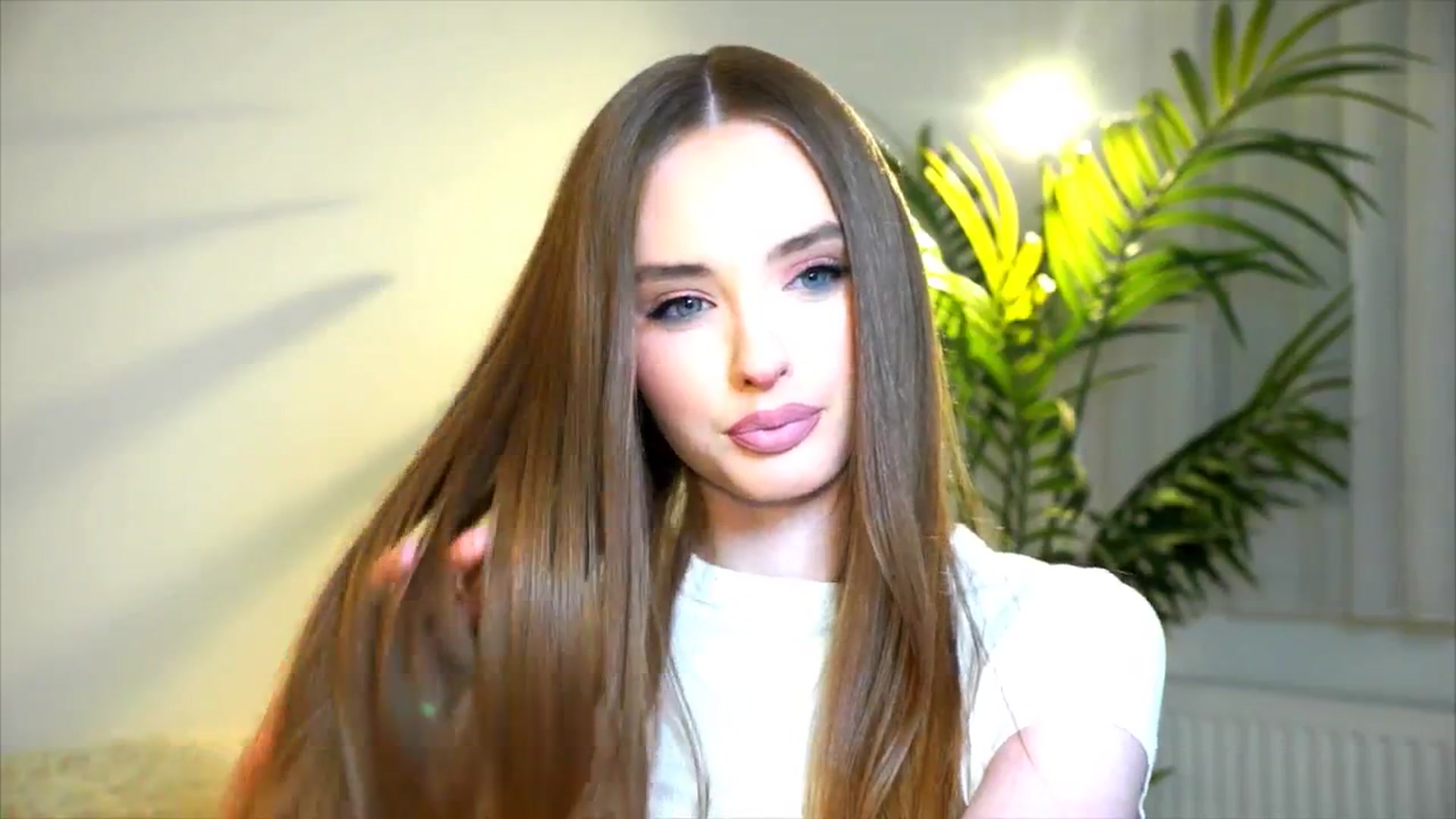 Gallery image thumbnail from petitegonwild's myfreecams stream on, 06/30/2025, 16:27 image 19 of 20