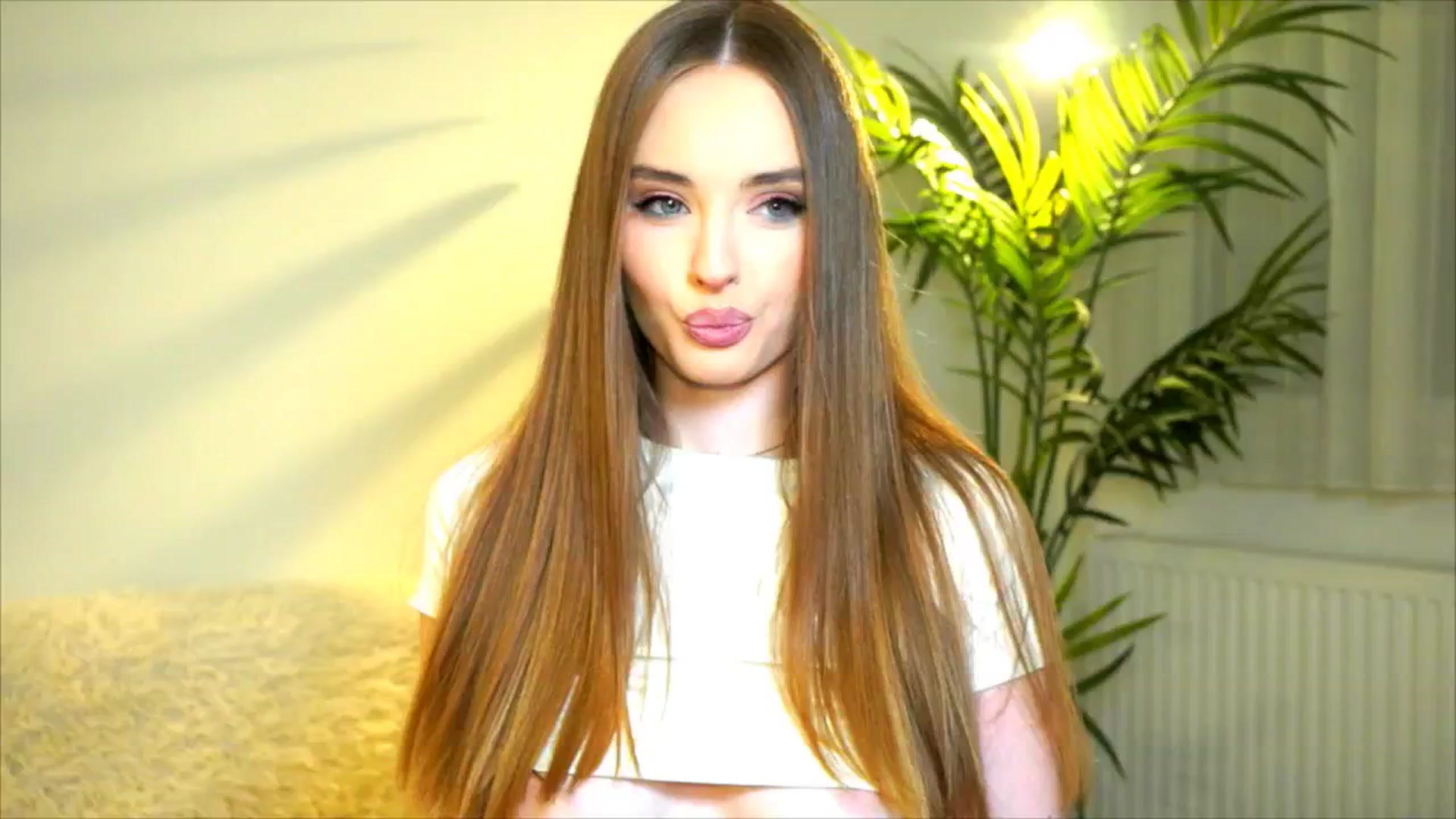 Gallery image thumbnail from petitegonwild's myfreecams stream on, 06/30/2025, 19:08 image 1 of 20