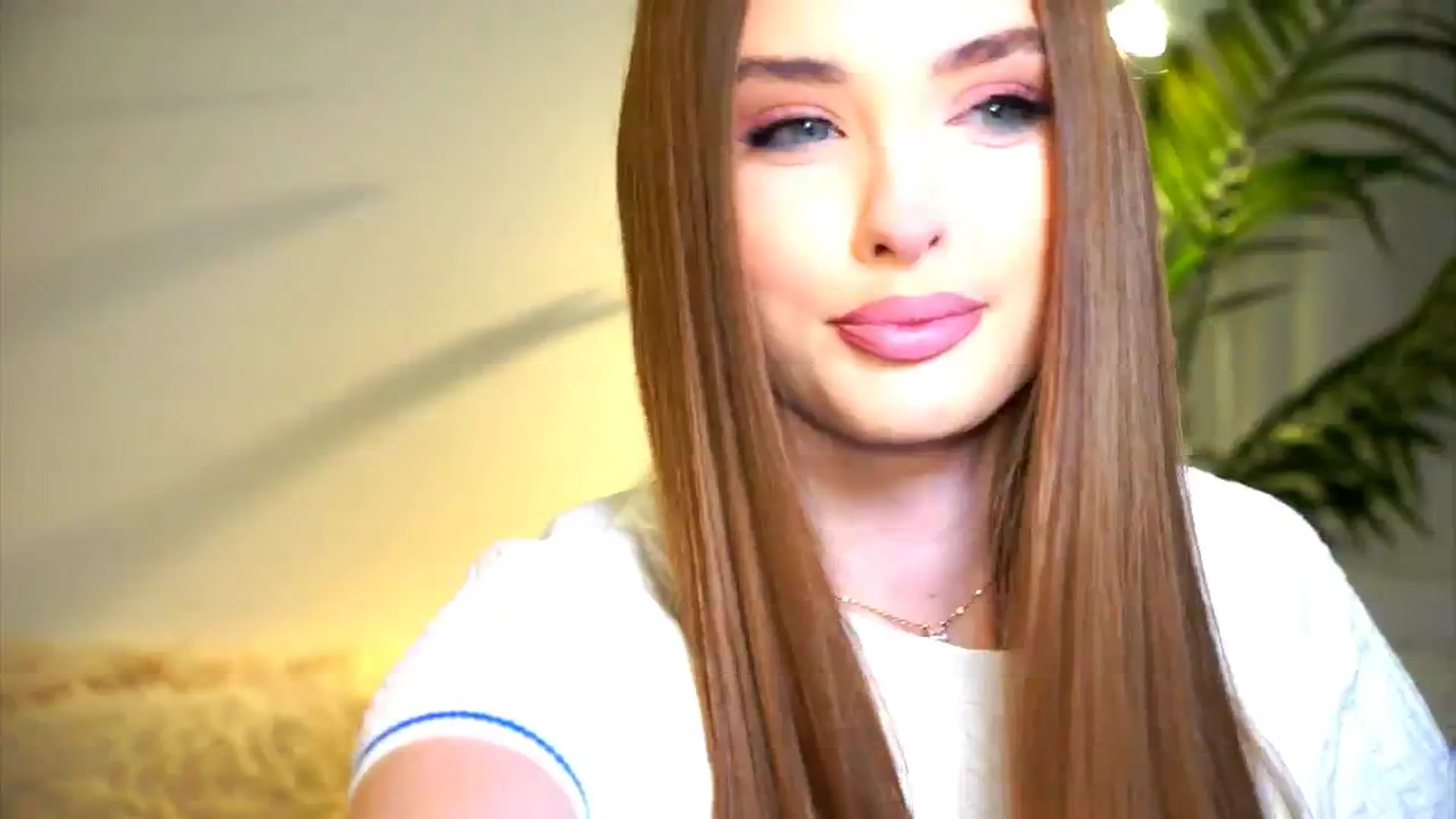 Gallery image thumbnail from petitegonwild's myfreecams stream on, 07/02/2025, 23:30 image 14 of 20