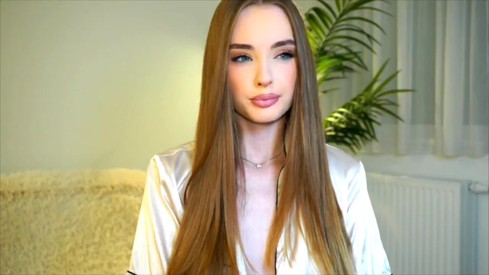 Gallery image thumbnail from petitegonwild's myfreecams stream on, 07/08/2025, 20:04 image 8 of 20
