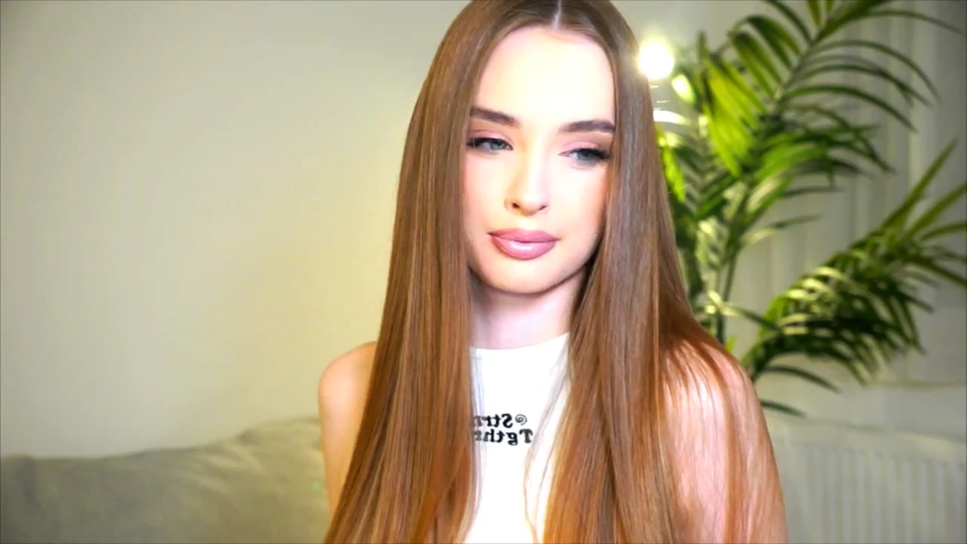 Gallery image thumbnail from petitegonwild's myfreecams stream on, 07/09/2025, 22:50 image 17 of 20