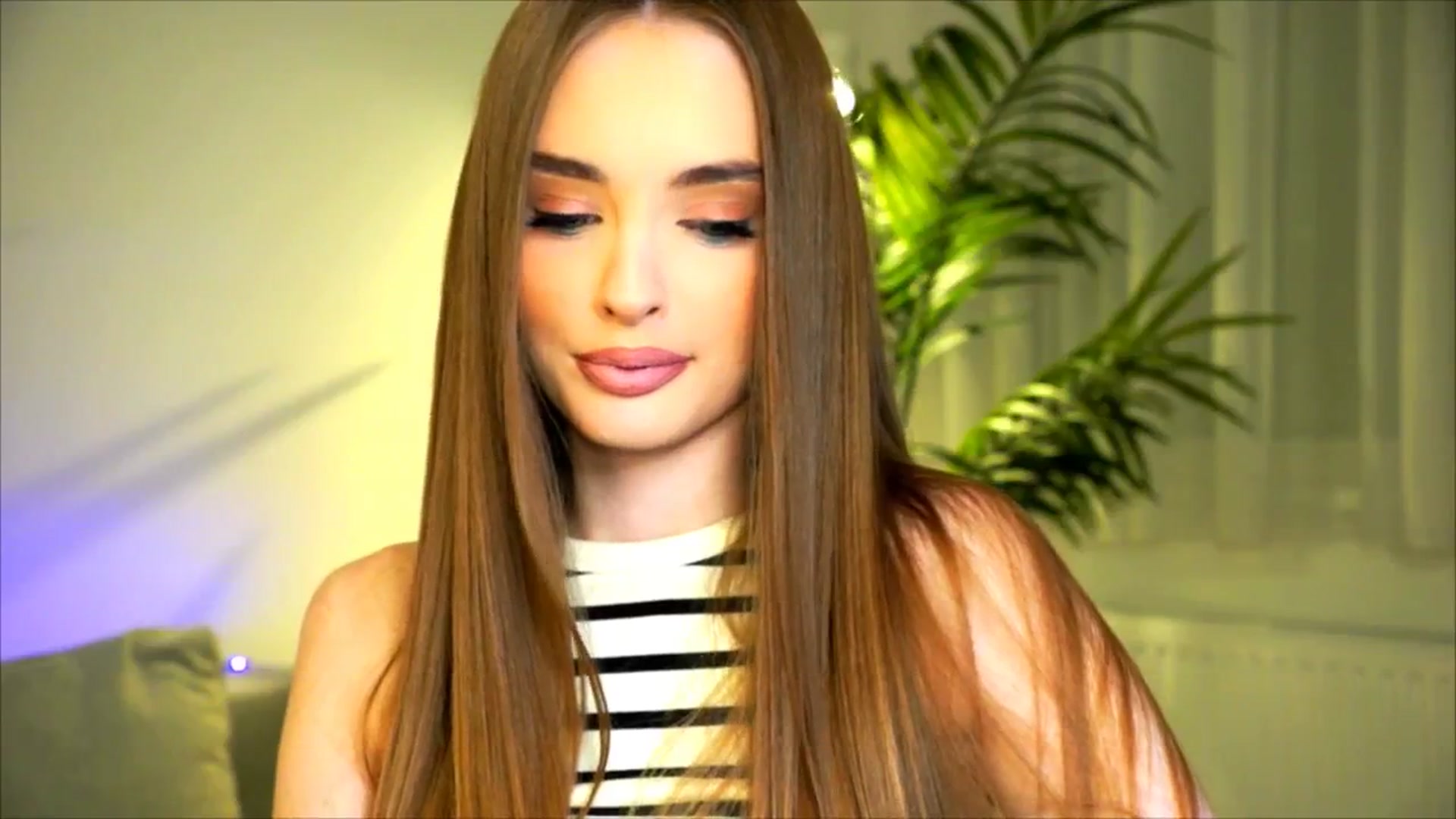 Gallery image thumbnail from petitegonwild's myfreecams stream on, 07/14/2025, 21:48 image 19 of 20