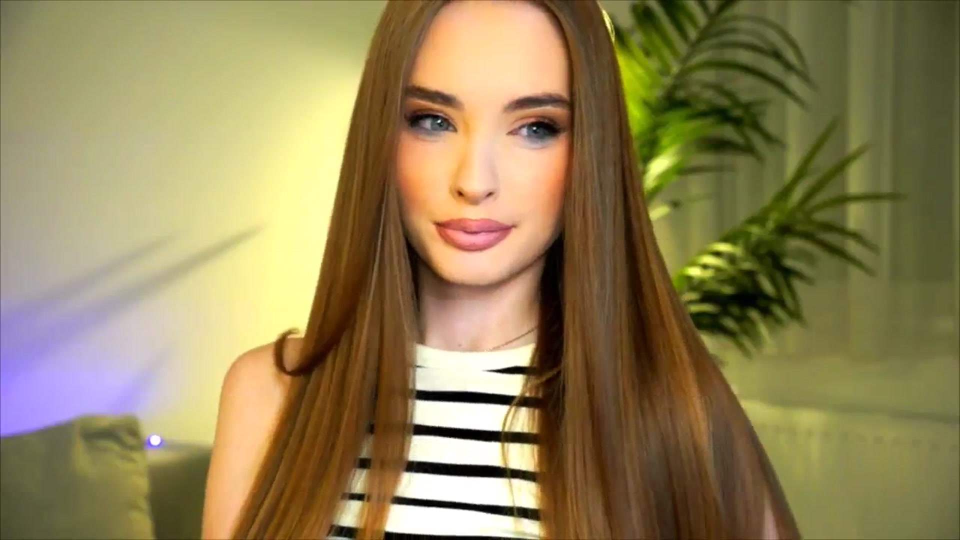 Gallery image thumbnail from petitegonwild's myfreecams stream on, 07/14/2025, 21:48 image 5 of 20
