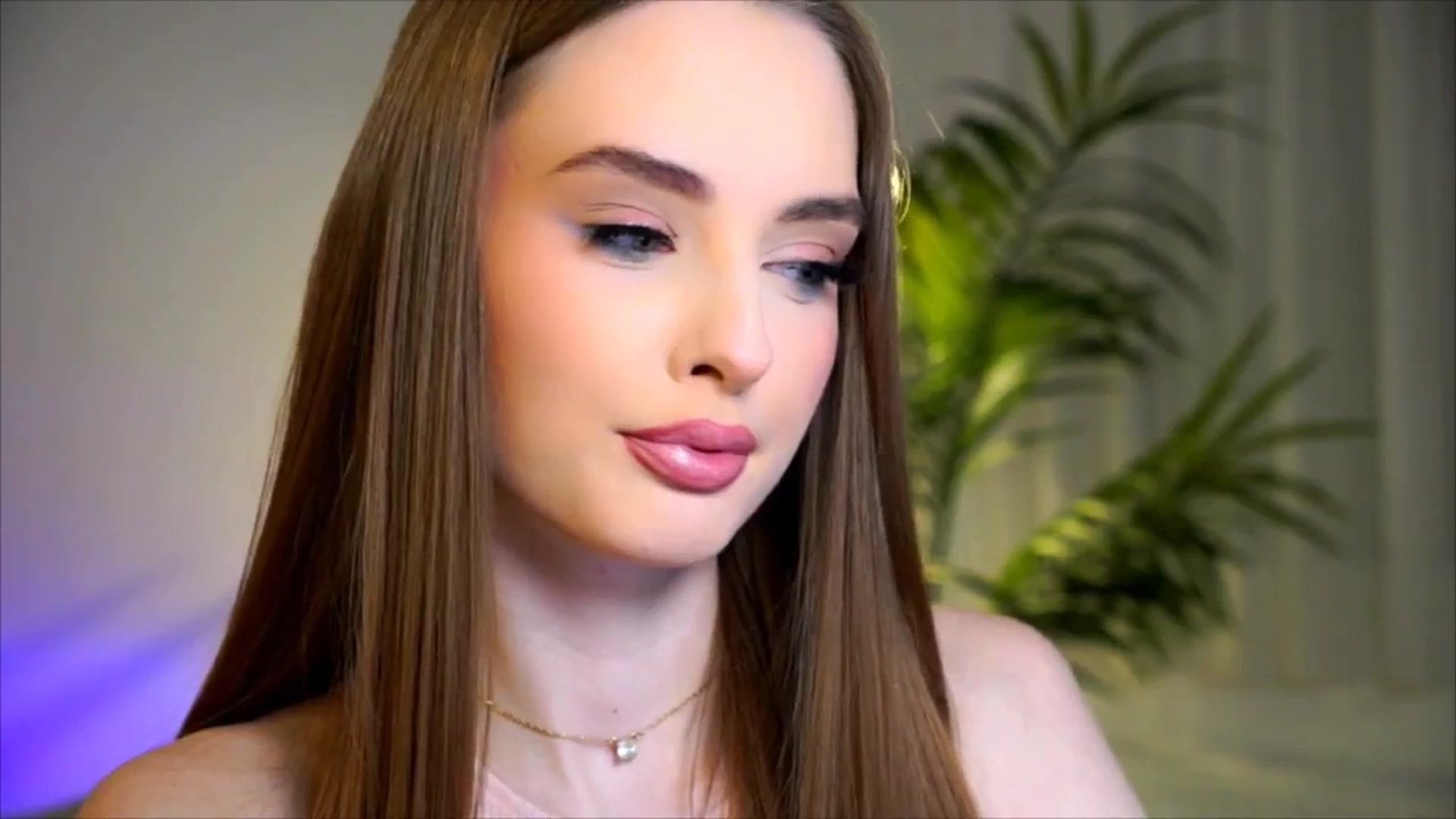 Gallery image thumbnail from petitegonwild's myfreecams stream on, 07/22/2025, 19:24 image 18 of 20