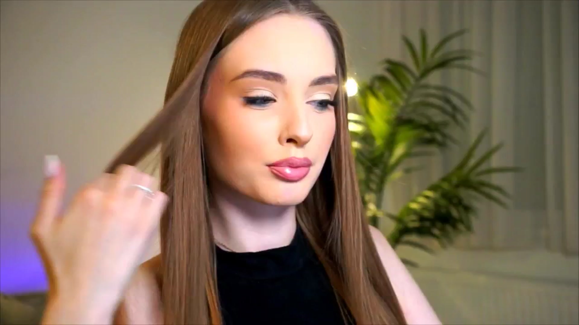 Gallery image thumbnail from petitegonwild's myfreecams stream on, 08/02/2025, 21:23 image 17 of 20