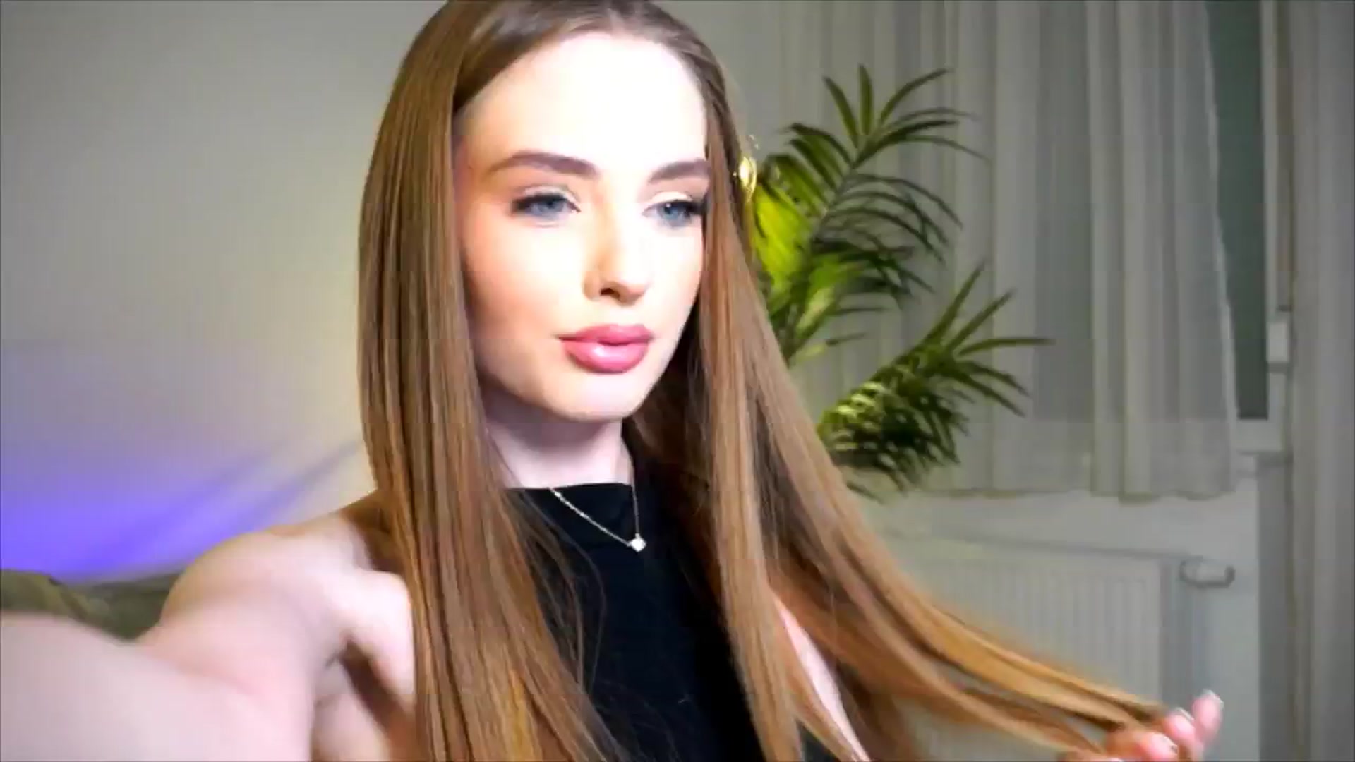 Gallery image thumbnail from petitegonwild's myfreecams stream on, 08/02/2025, 23:55 image 20 of 20