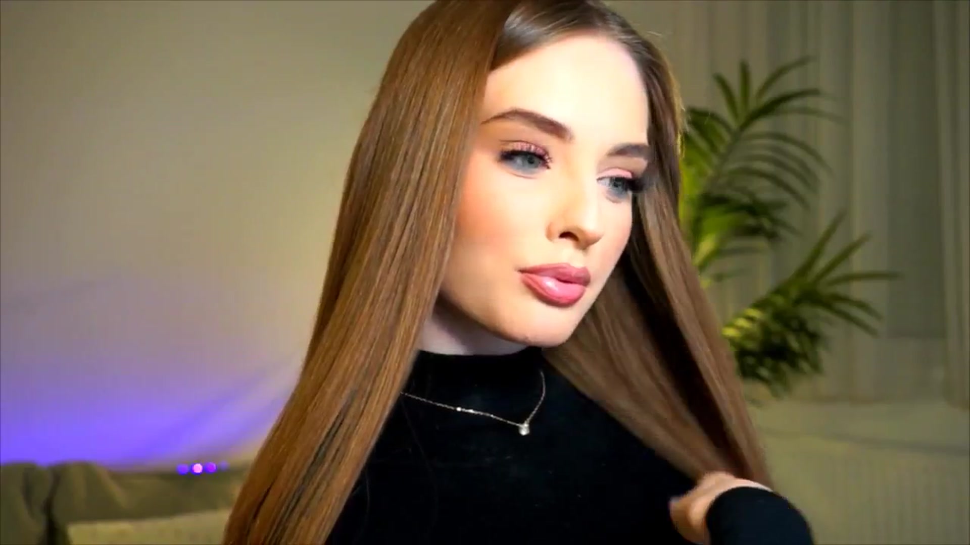 Gallery image thumbnail from petitegonwild's myfreecams stream on, 08/03/2025, 20:30 image 19 of 20