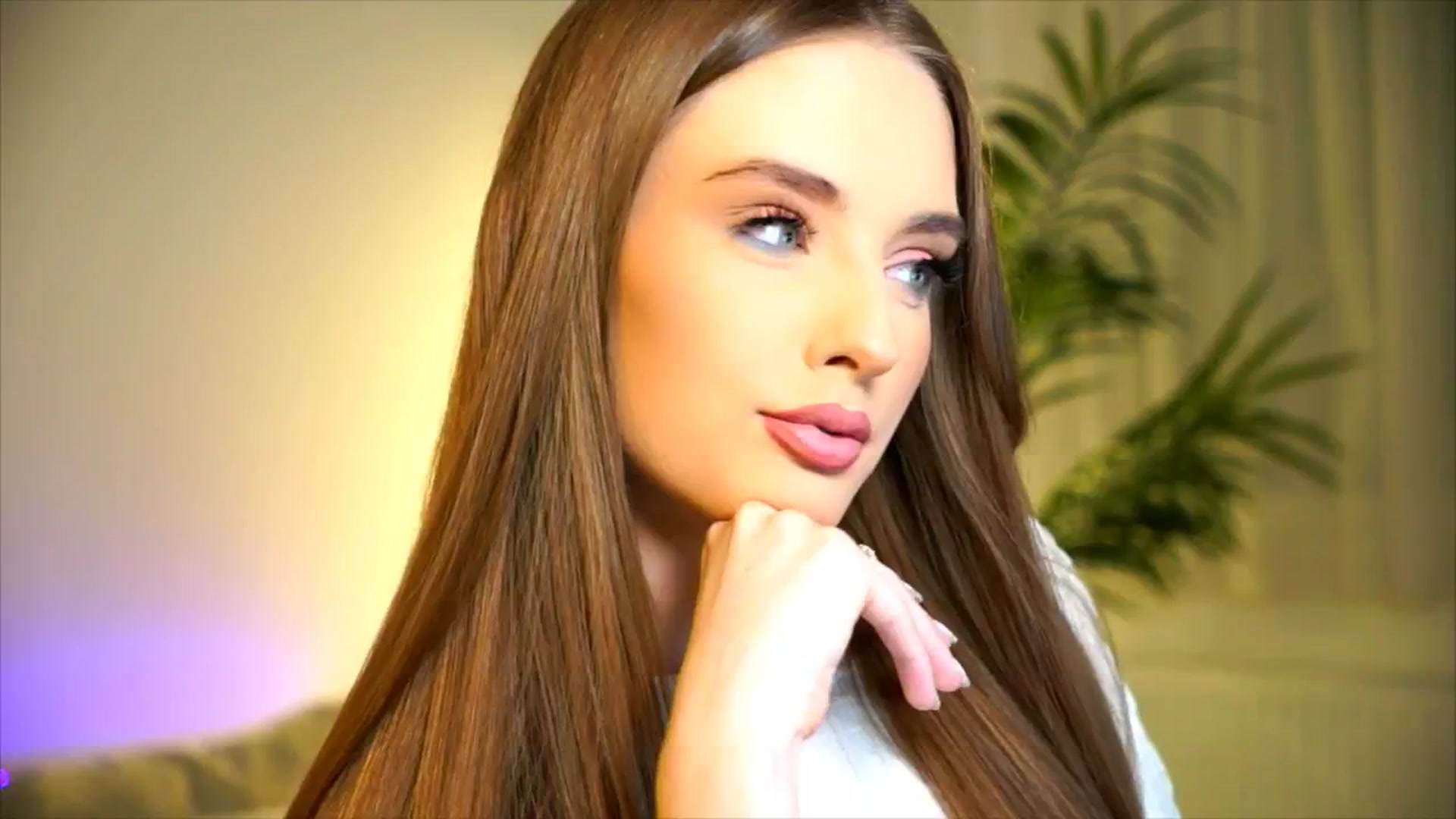 Gallery image thumbnail from petitegonwild's myfreecams stream on, 09/18/2025, 23:10 image 17 of 20