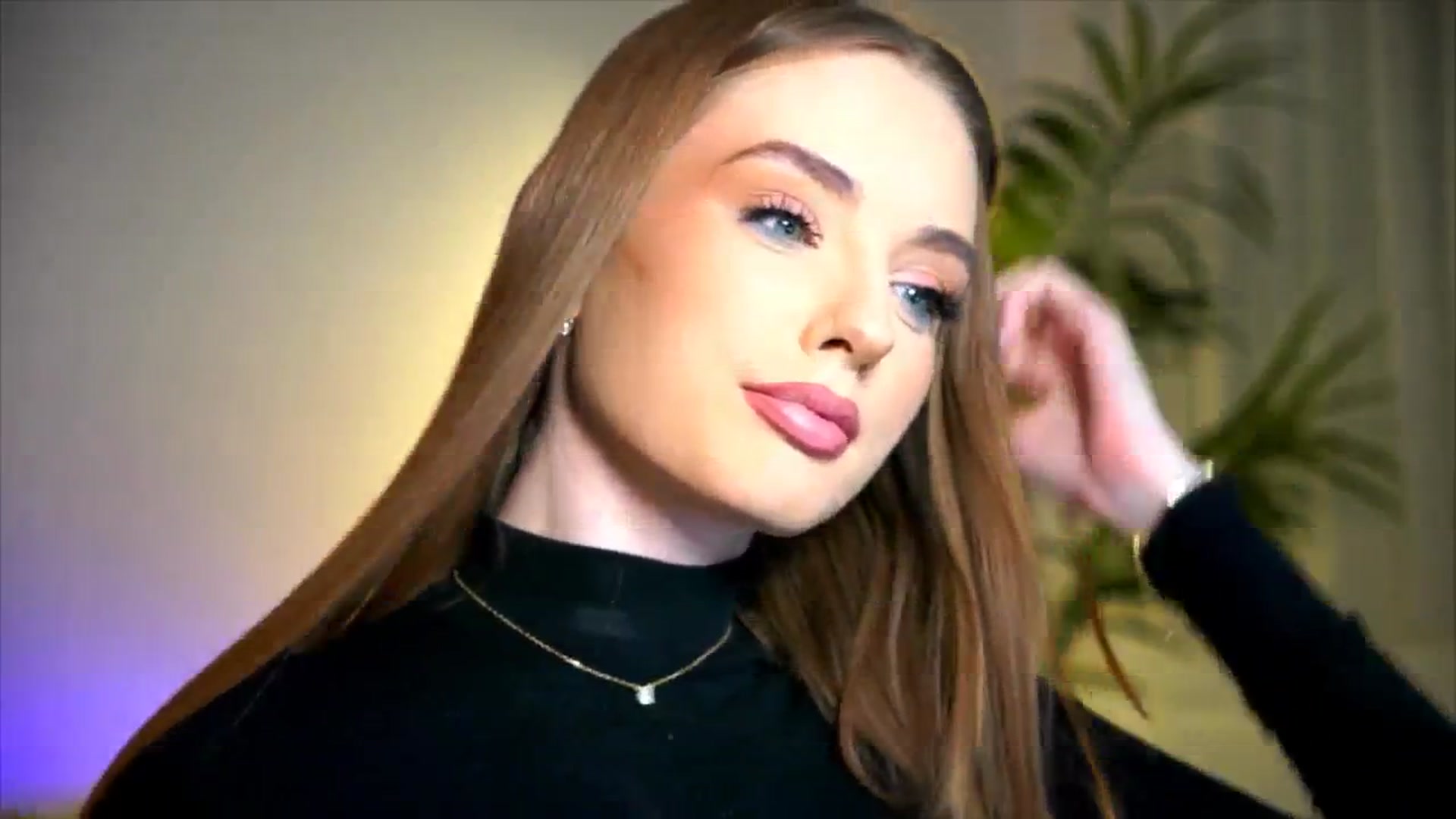 Gallery image thumbnail from petitegonwild's myfreecams stream on, 09/21/2025, 22:53 image 16 of 20