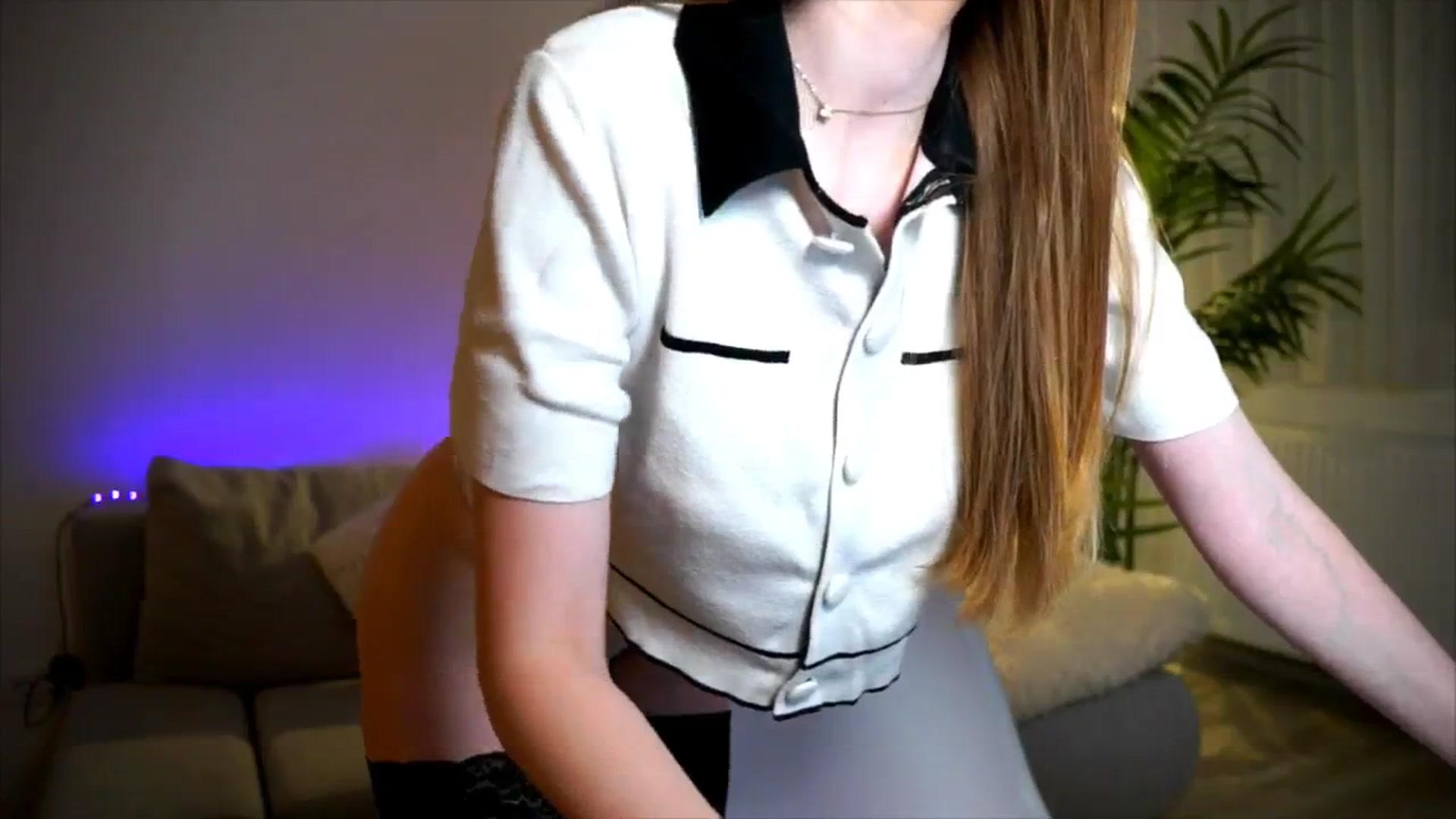 Gallery image thumbnail from petitegonwild's myfreecams stream on, 09/24/2025, 21:11 image 15 of 20