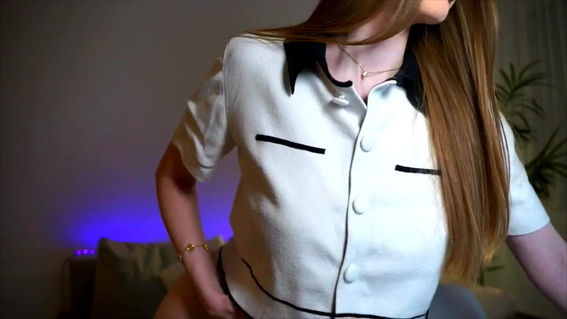 Gallery image thumbnail from petitegonwild's myfreecams stream on, 09/24/2025, 21:11 image 8 of 20