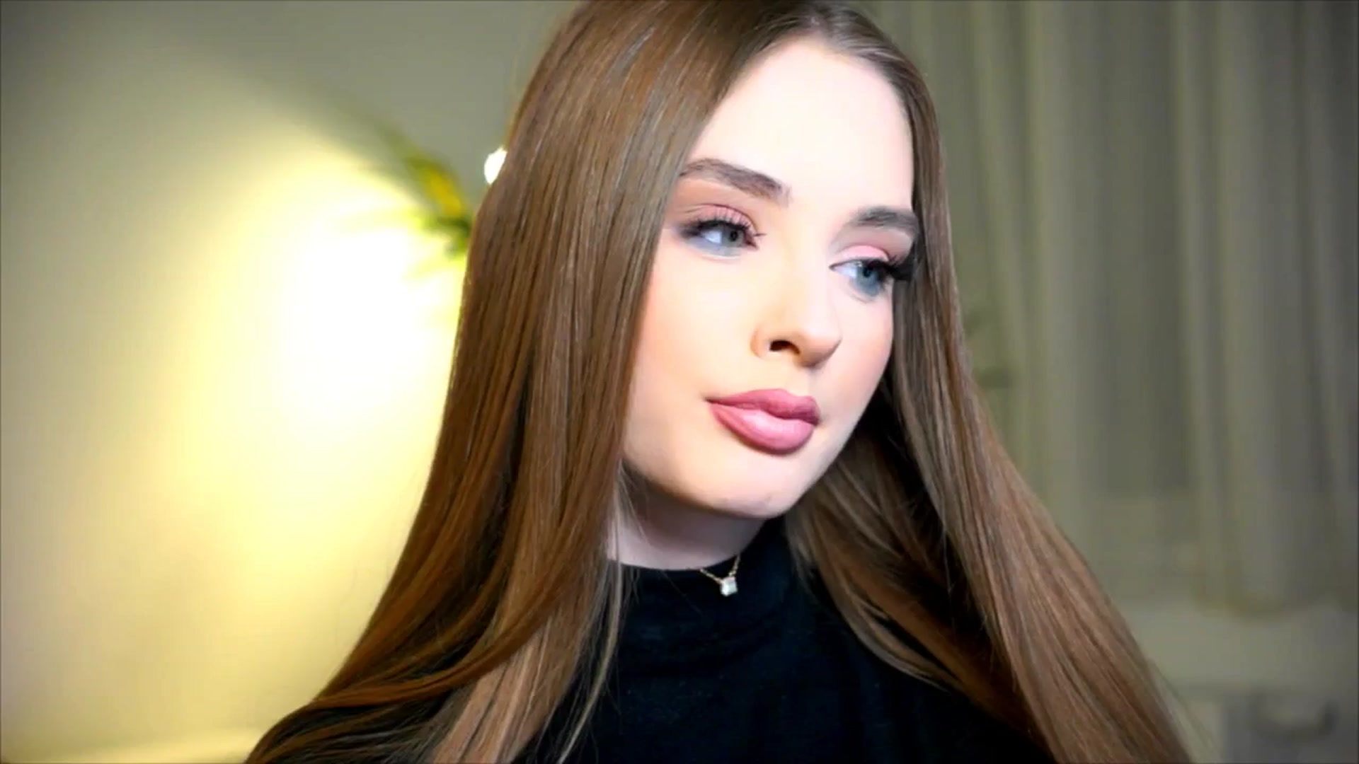 Gallery image thumbnail from petitegonwild's myfreecams stream on, 09/30/2025, 24:36 image 3 of 20