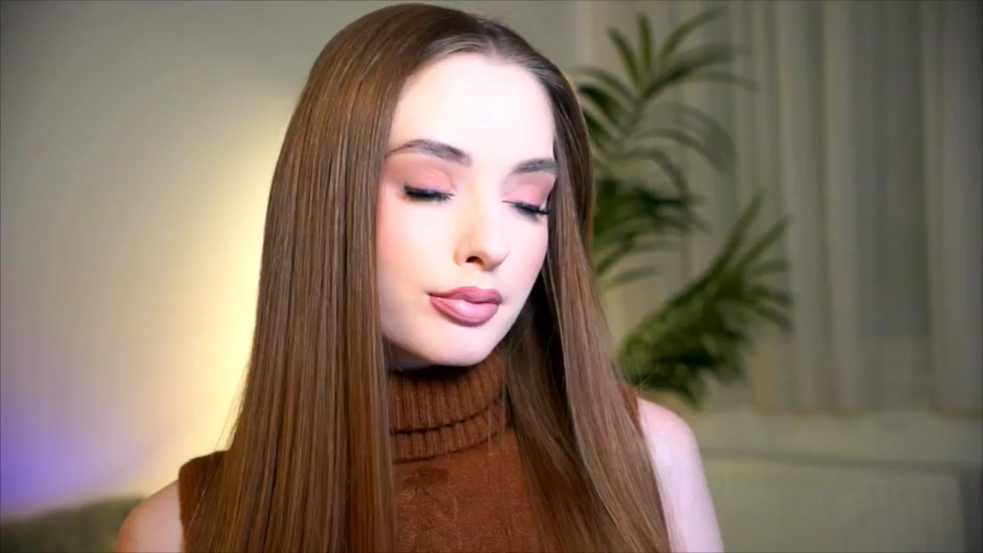 Gallery image thumbnail from petitegonwild's myfreecams stream on, 10/05/2025, 24:02 image 5 of 20