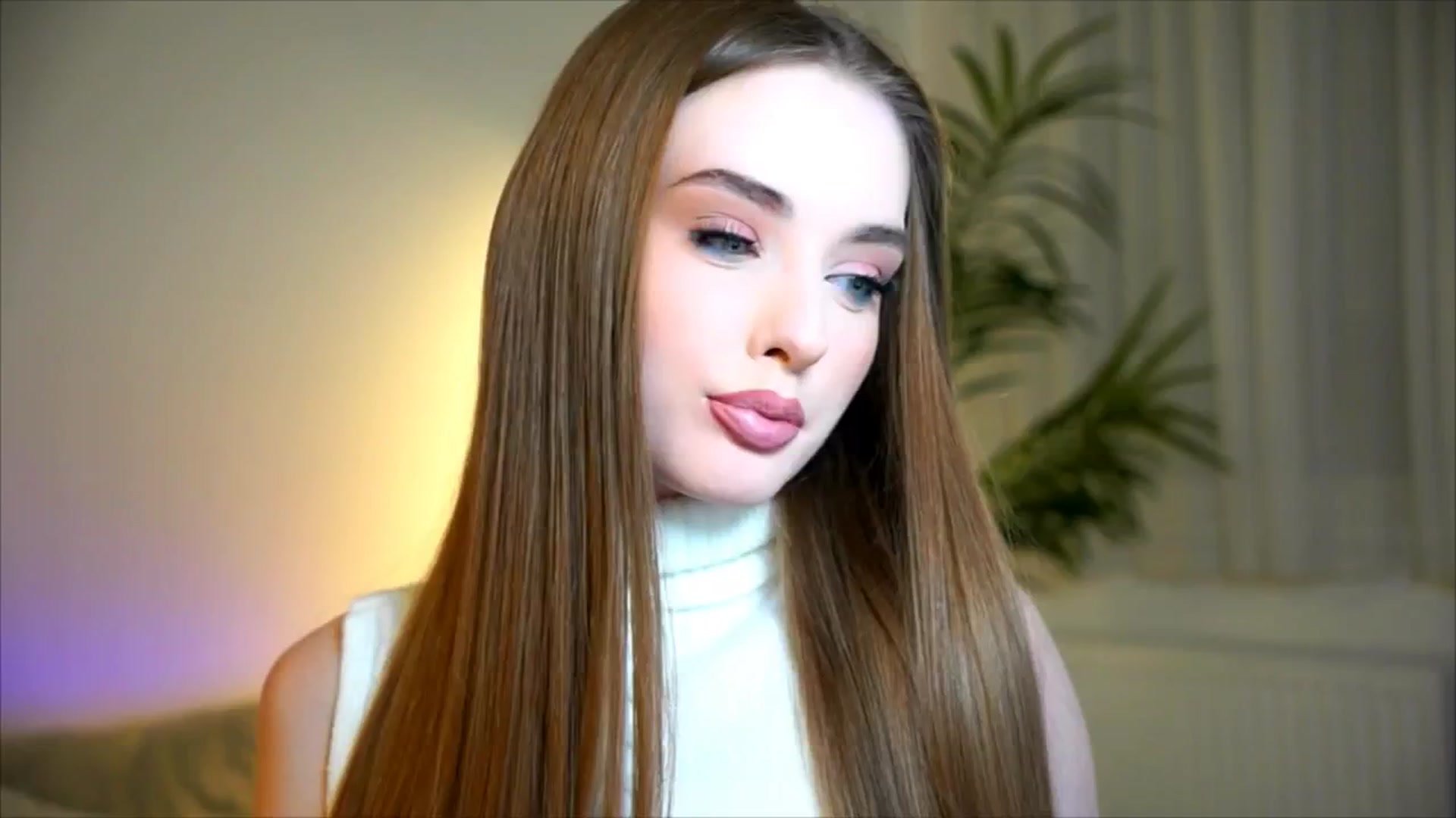 Gallery image thumbnail from petitegonwild's myfreecams stream on, 10/07/2025, 22:37 image 5 of 20