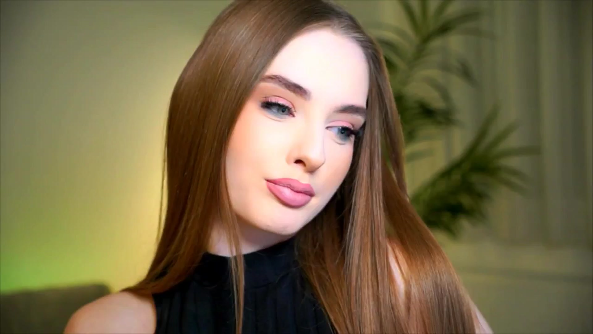 Gallery image thumbnail from petitegonwild's myfreecams stream on, 10/11/2025, 01:02 image 1 of 20