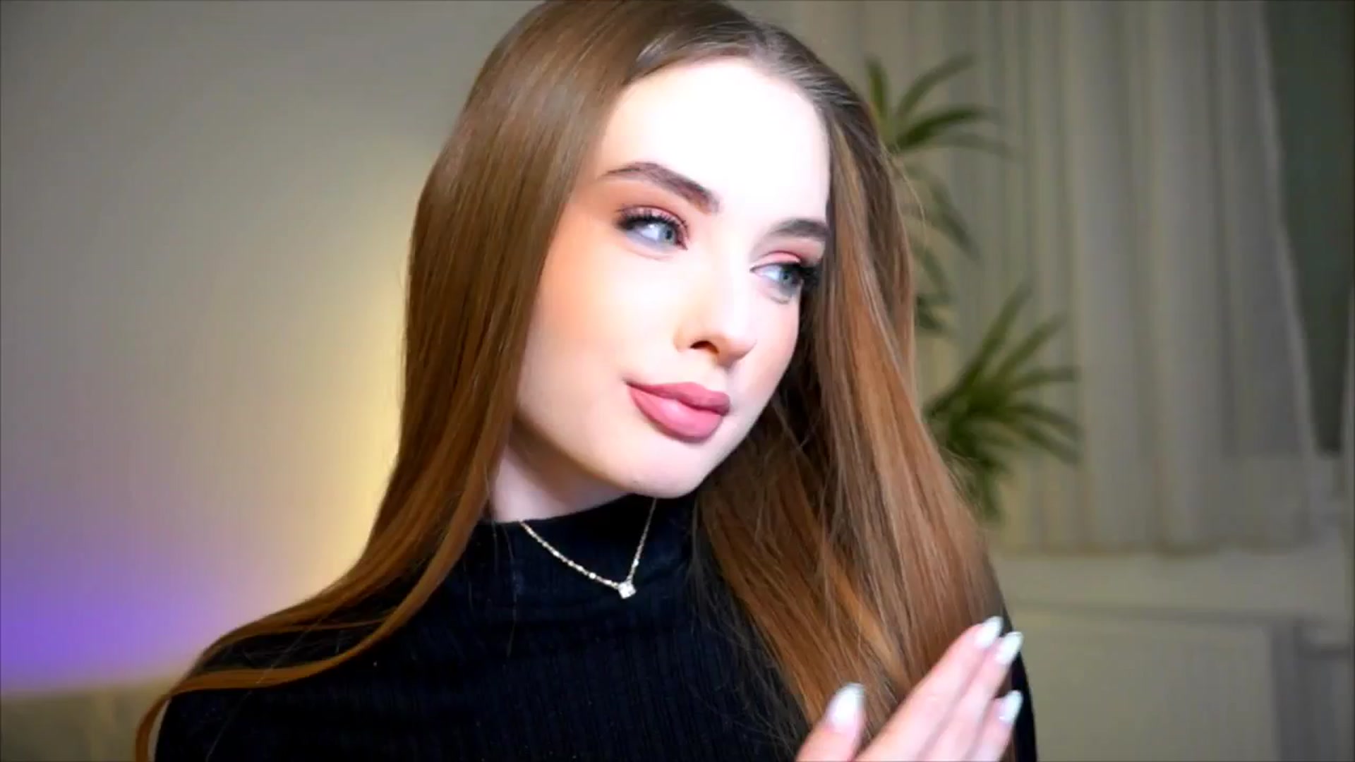 Gallery image thumbnail from petitegonwild's myfreecams stream on, 10/12/2025, 22:32 image 10 of 20
