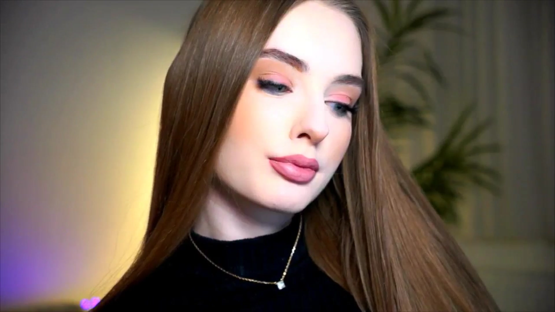 Gallery image thumbnail from petitegonwild's myfreecams stream on, 10/12/2025, 23:40 image 12 of 20