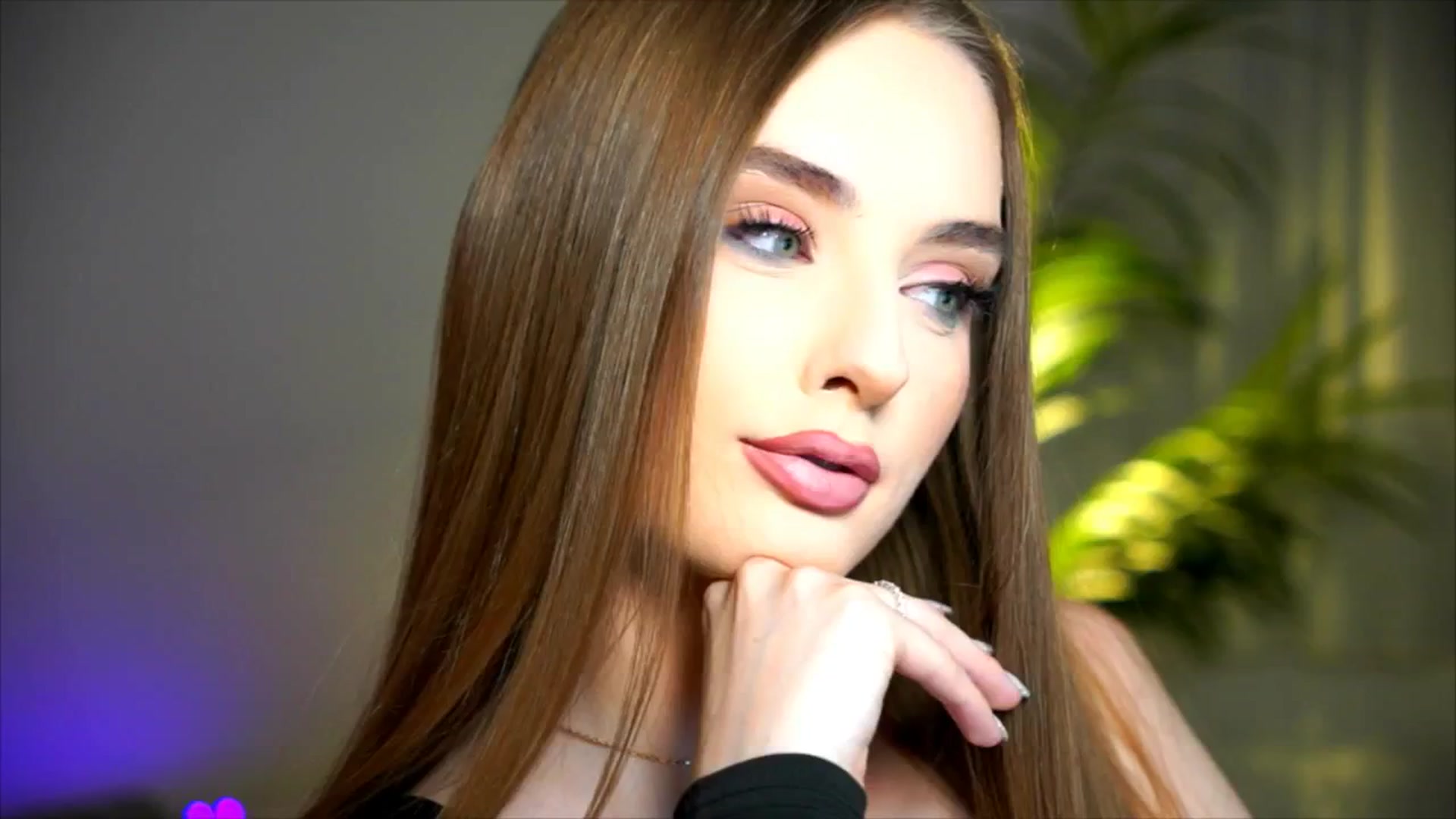 Gallery image thumbnail from petitegonwild's myfreecams stream on, 10/14/2025, 22:19 image 1 of 20