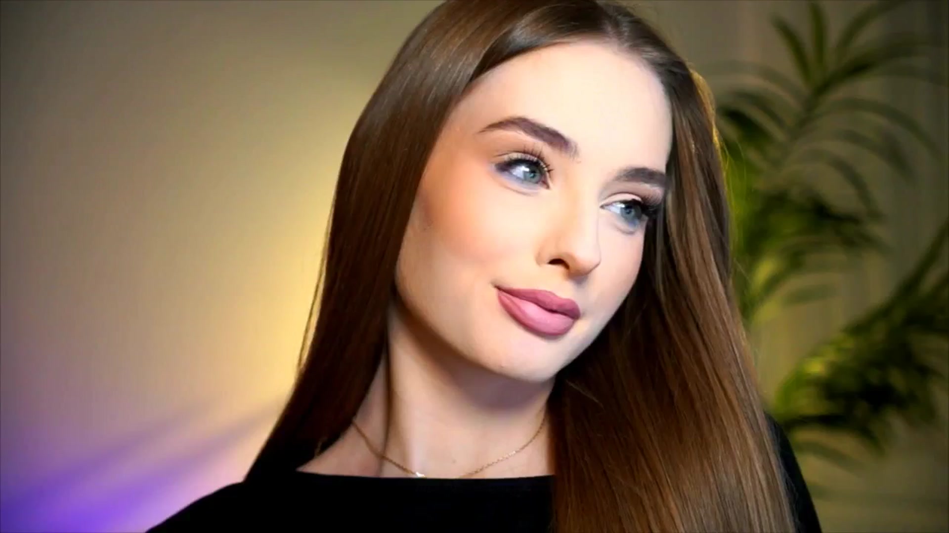Gallery image thumbnail from petitegonwild's myfreecams stream on, 10/16/2025, 18:54 image 11 of 20