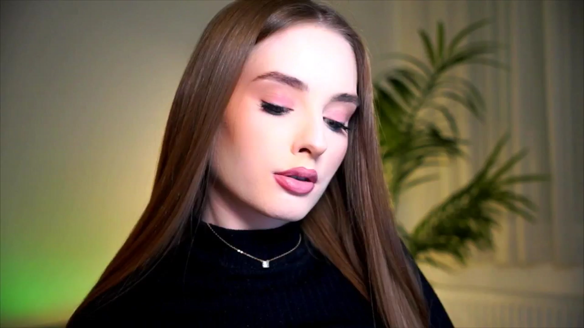 Gallery image thumbnail from petitegonwild's myfreecams stream on, 10/30/2025, 24:23 image 1 of 20