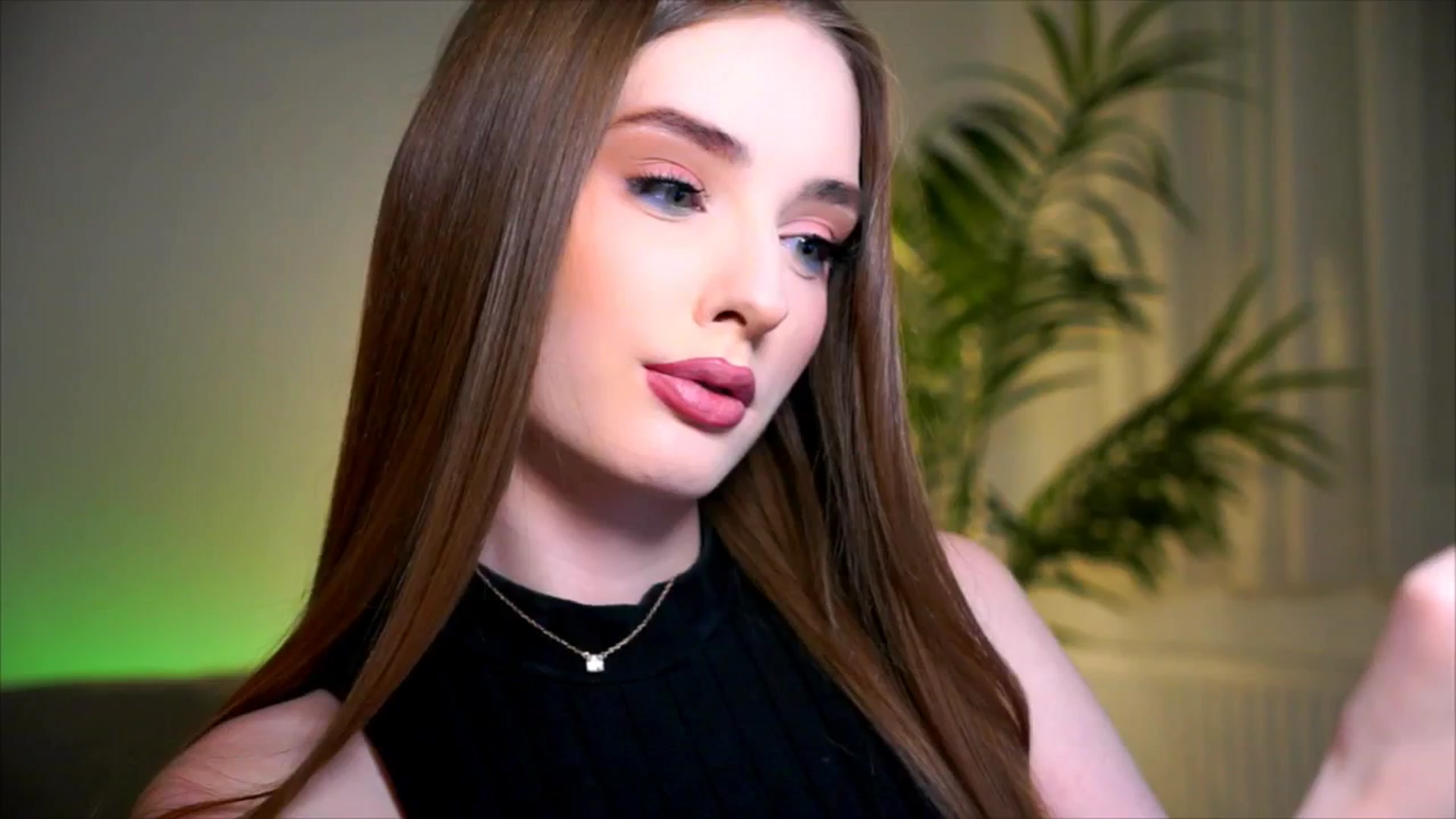 Gallery image thumbnail from petitegonwild's myfreecams stream on, 11/02/2025, 23:13 image 16 of 20