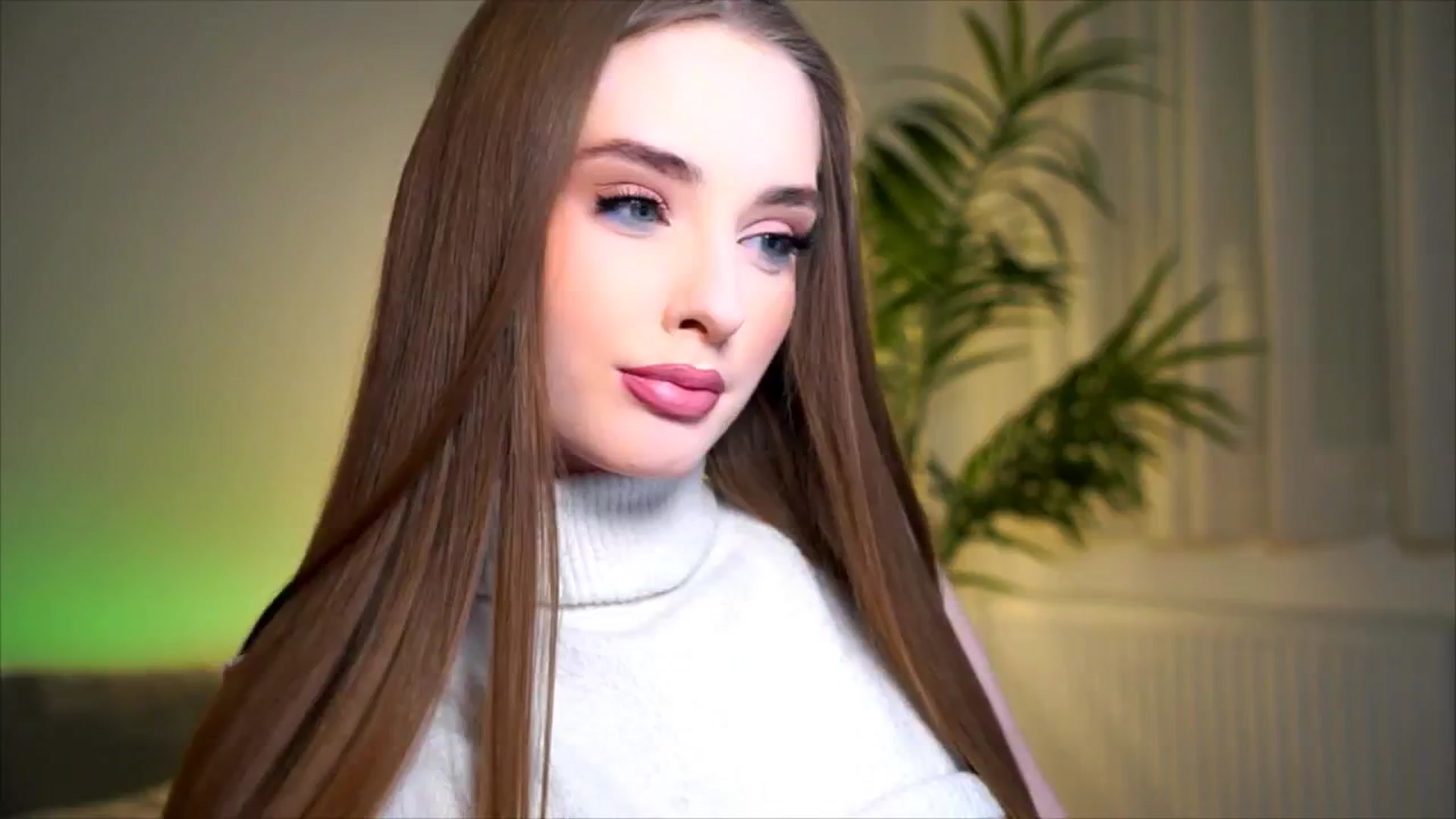 Gallery image thumbnail from petitegonwild's myfreecams stream on, 11/06/2025, 21:19 image 18 of 20