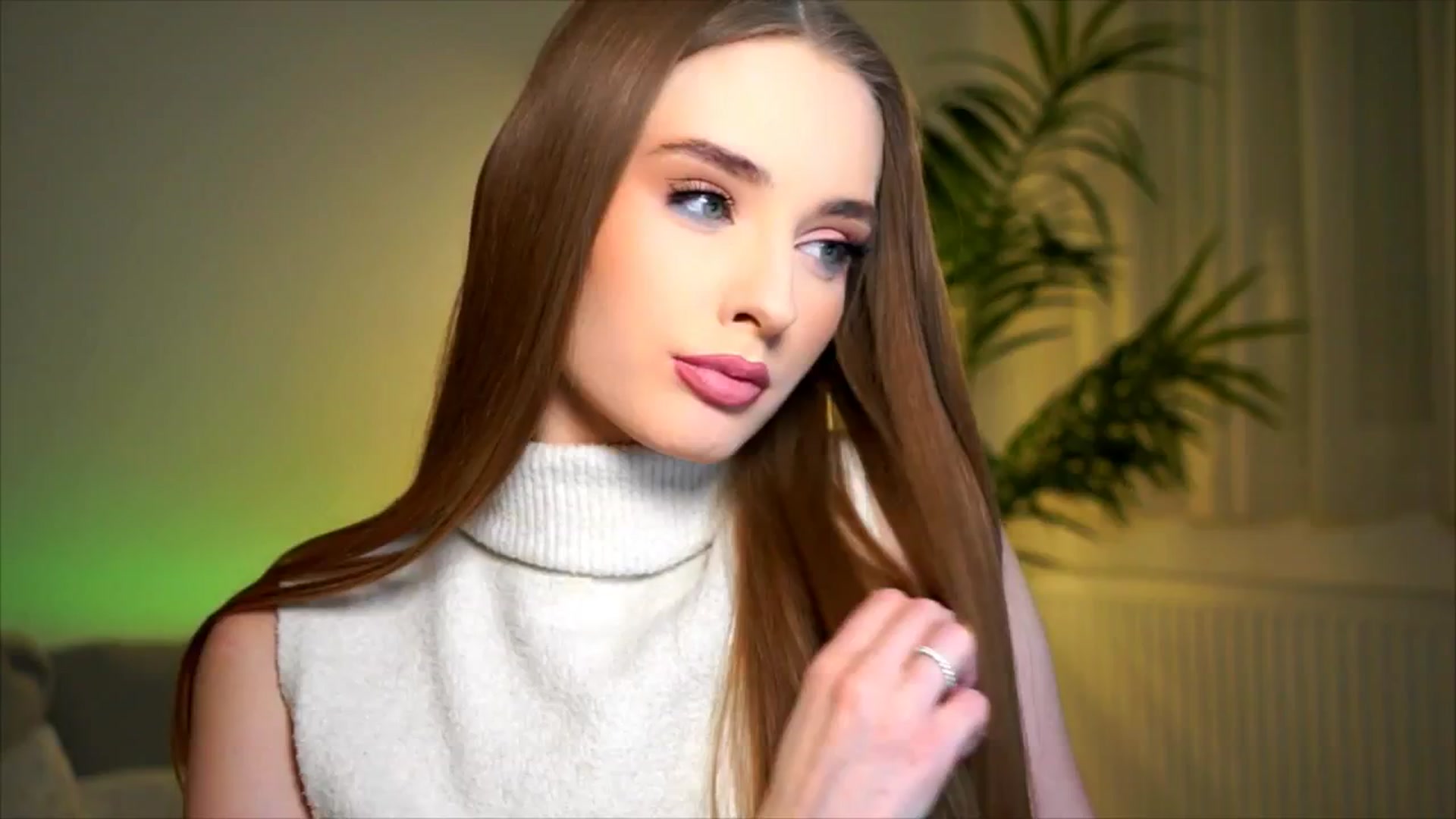 Gallery image thumbnail from petitegonwild's myfreecams stream on, 11/06/2025, 23:41 image 1 of 20