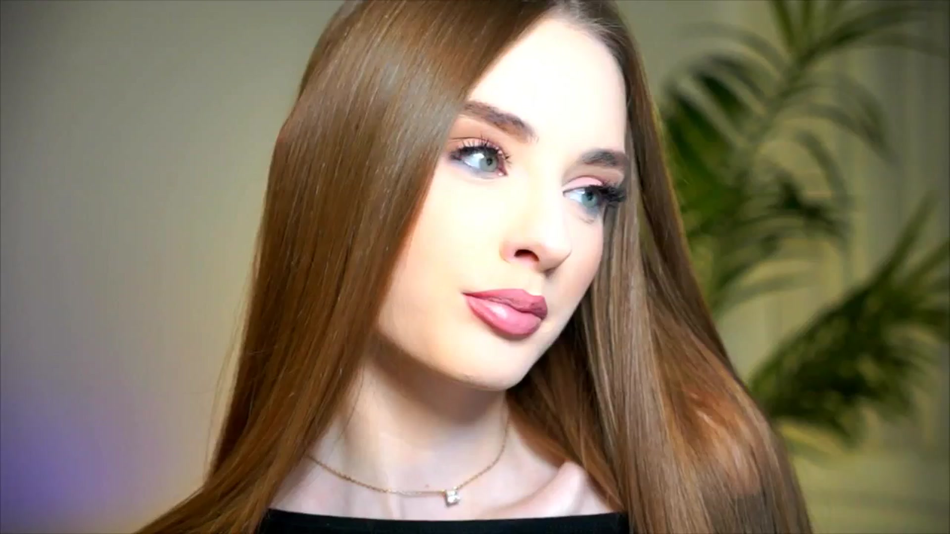 Gallery image thumbnail from petitegonwild's myfreecams stream on, 11/17/2025, 23:03 image 5 of 20