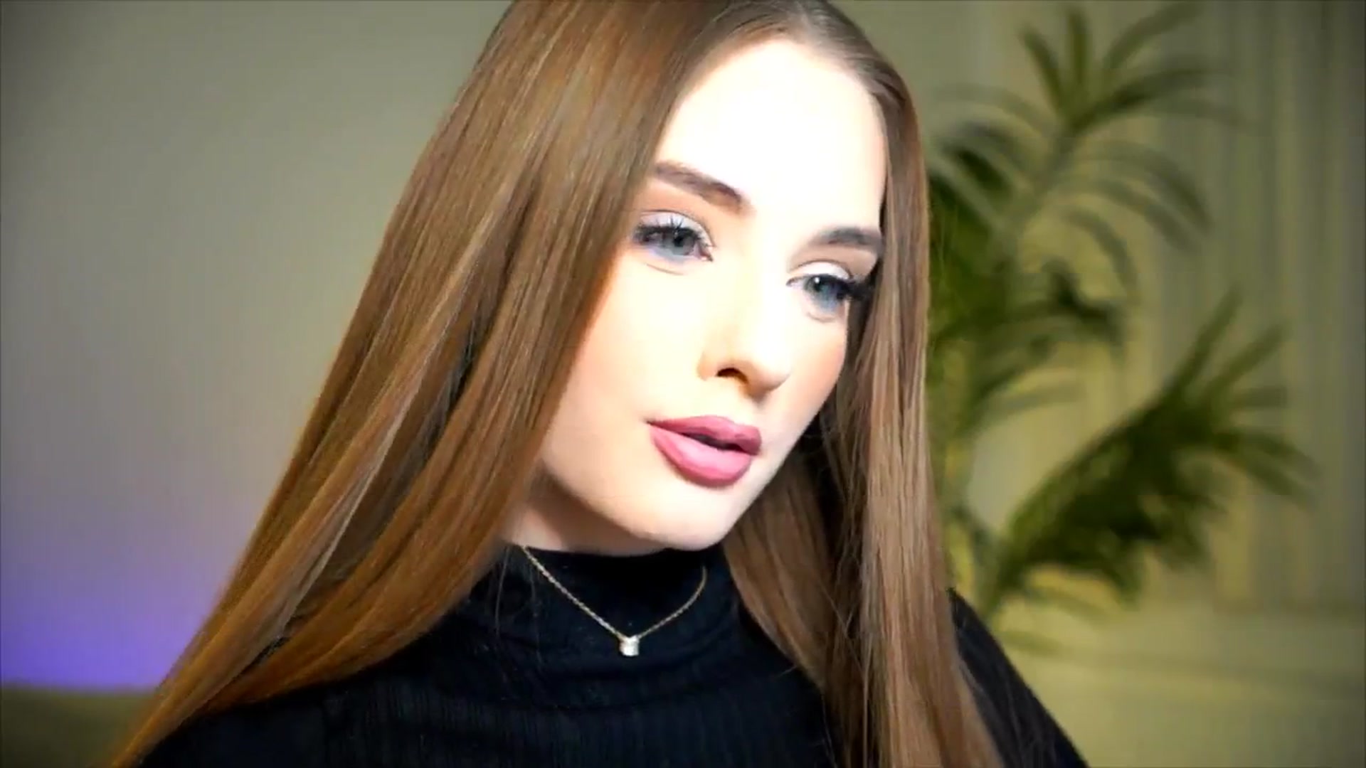 Gallery image thumbnail from petitegonwild's myfreecams stream on, 11/22/2025, 23:24 image 4 of 20
