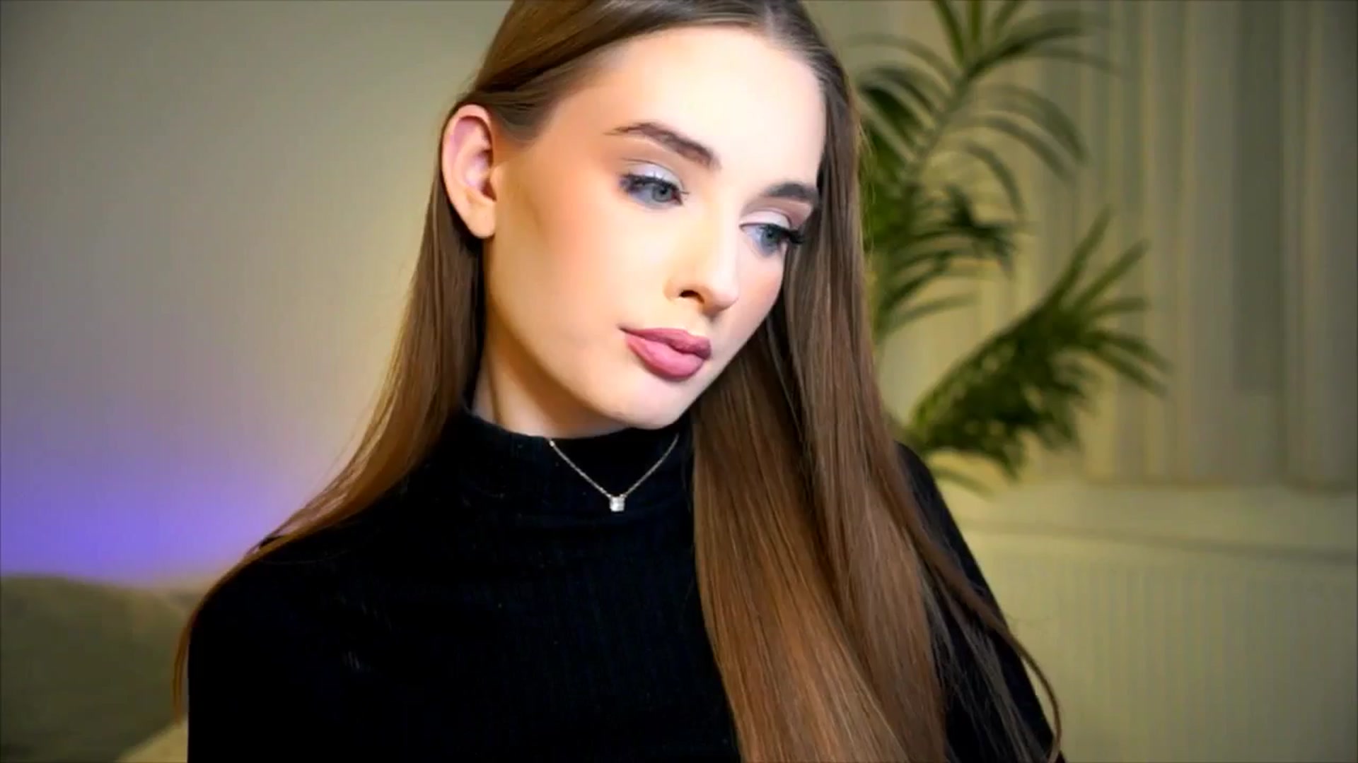Gallery image thumbnail from petitegonwild's myfreecams stream on, 11/23/2025, 01:44 image 8 of 20