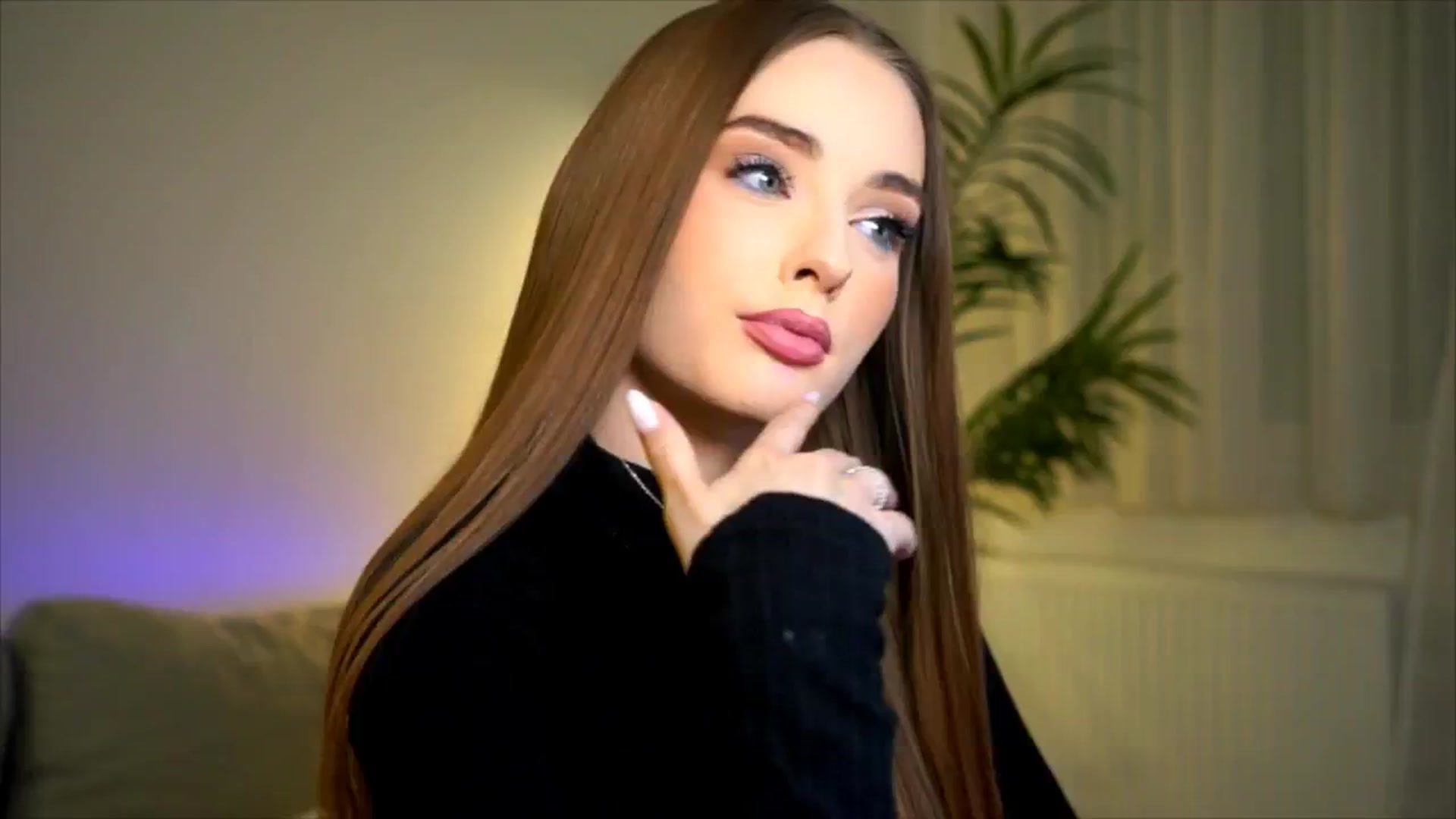 Gallery image thumbnail from petitegonwild's myfreecams stream on, 11/23/2025, 02:33 image 11 of 20