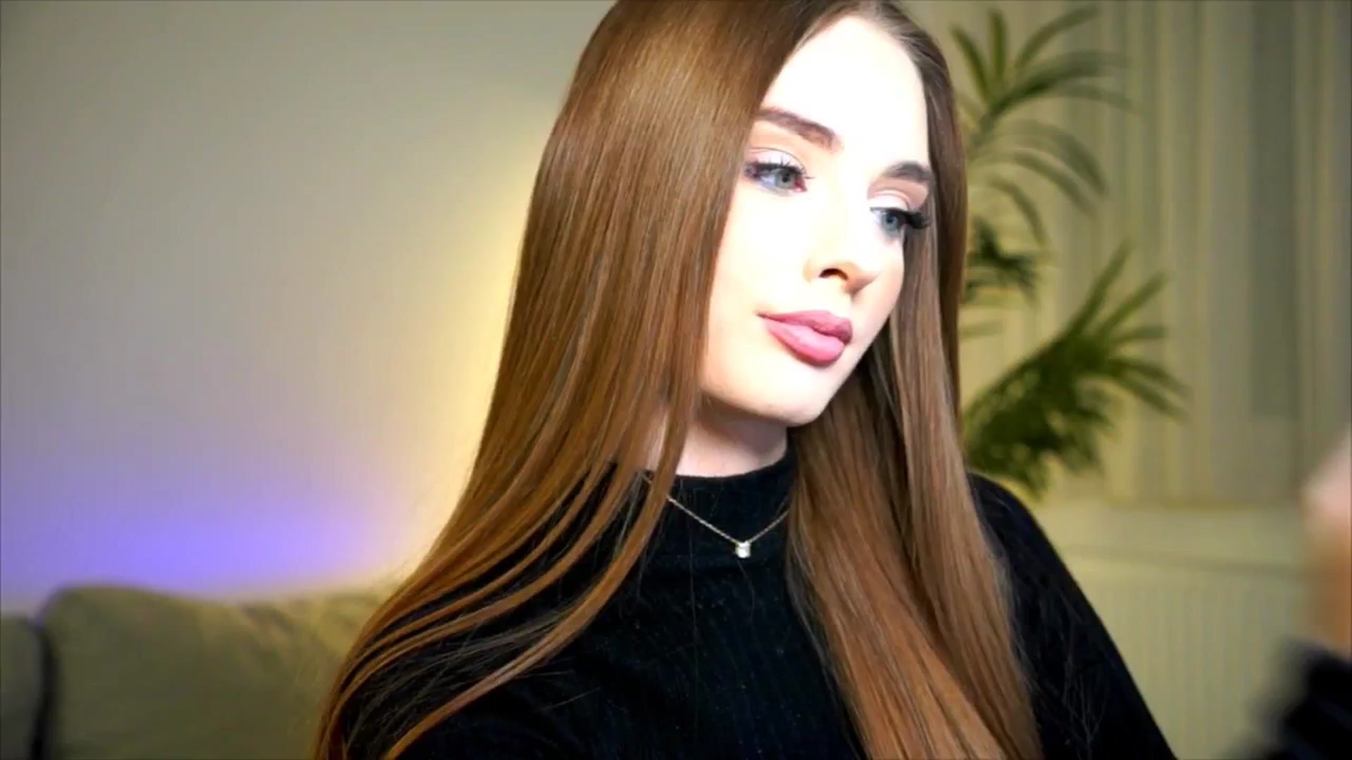 Gallery image thumbnail from petitegonwild's myfreecams stream on, 11/23/2025, 02:33 image 6 of 20