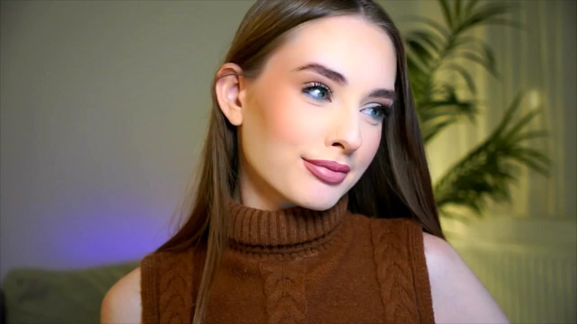 Gallery image thumbnail from petitegonwild's myfreecams stream on, 12/03/2025, 23:51 image 17 of 20