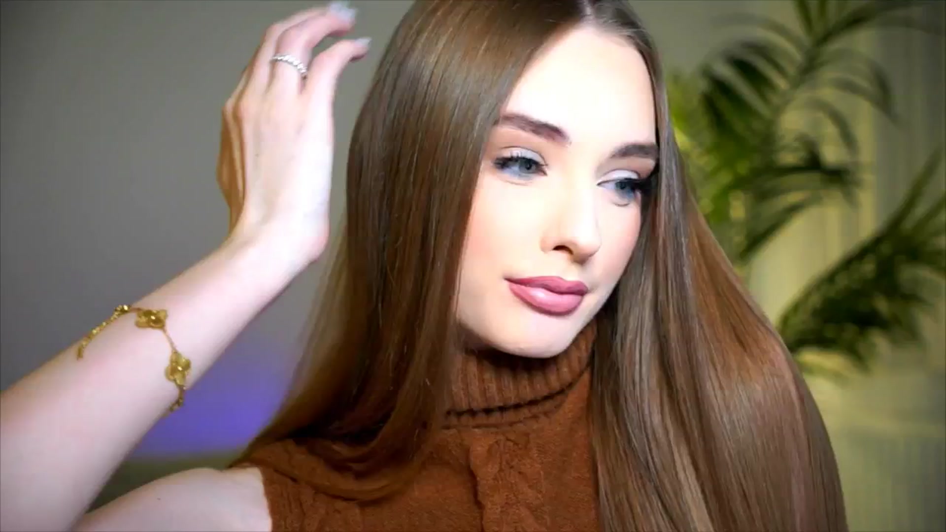 Gallery image thumbnail from petitegonwild's myfreecams stream on, 12/03/2025, 23:51 image 5 of 20